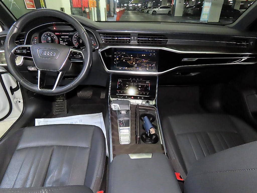 2021 AUDI A6 - 2021 アウディ A6