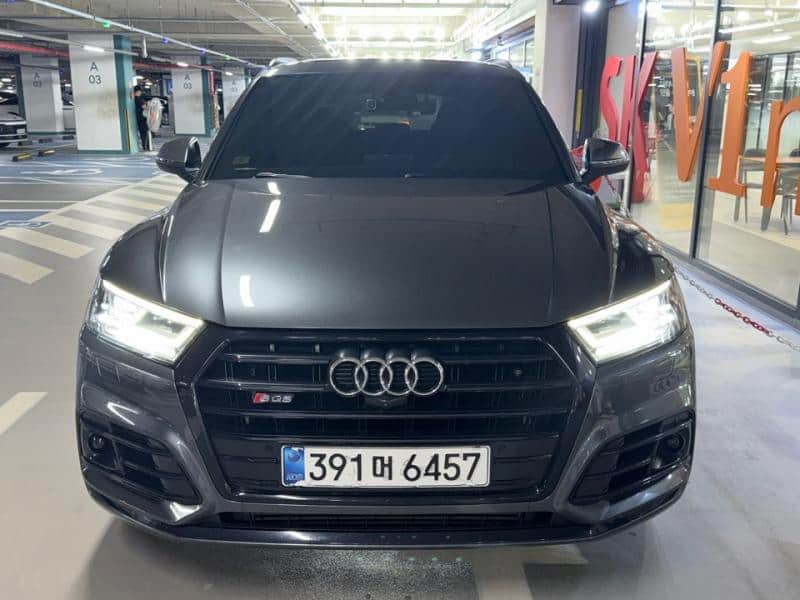 2020 AUDI SQ5 - 2020 أودي Sq5