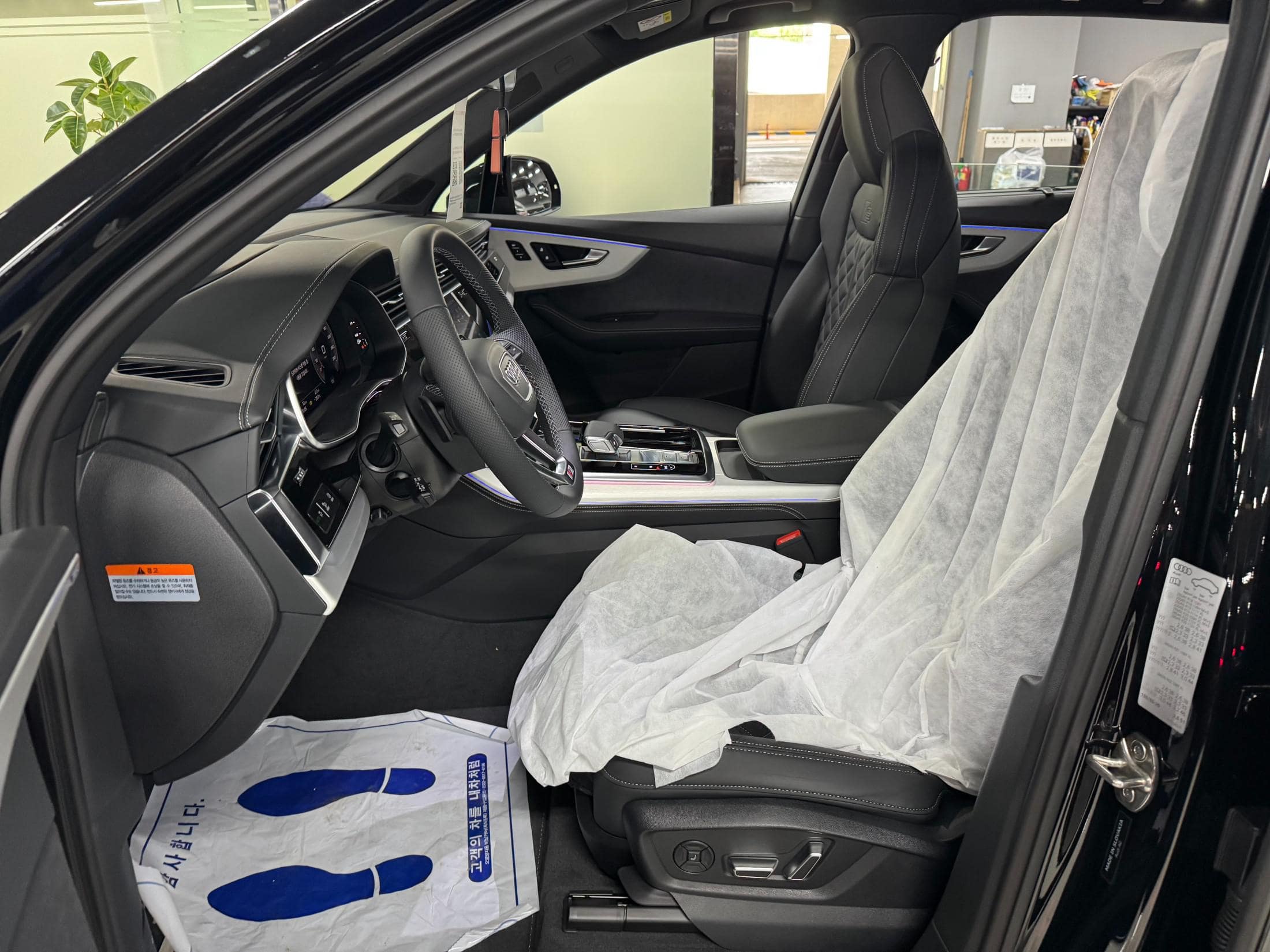 2026 AUDI Q7 55 TFSI Quattro Premium - 2026 アウディ Q7