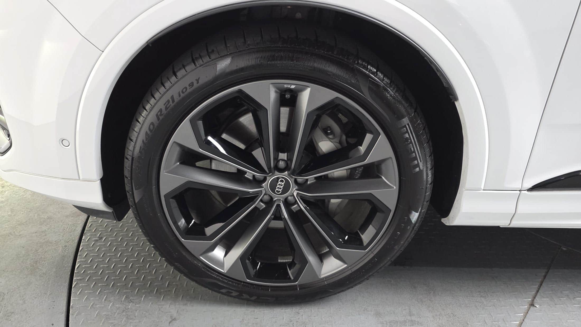 2025 AUDI Q7 55 TFSI Quattro Premium