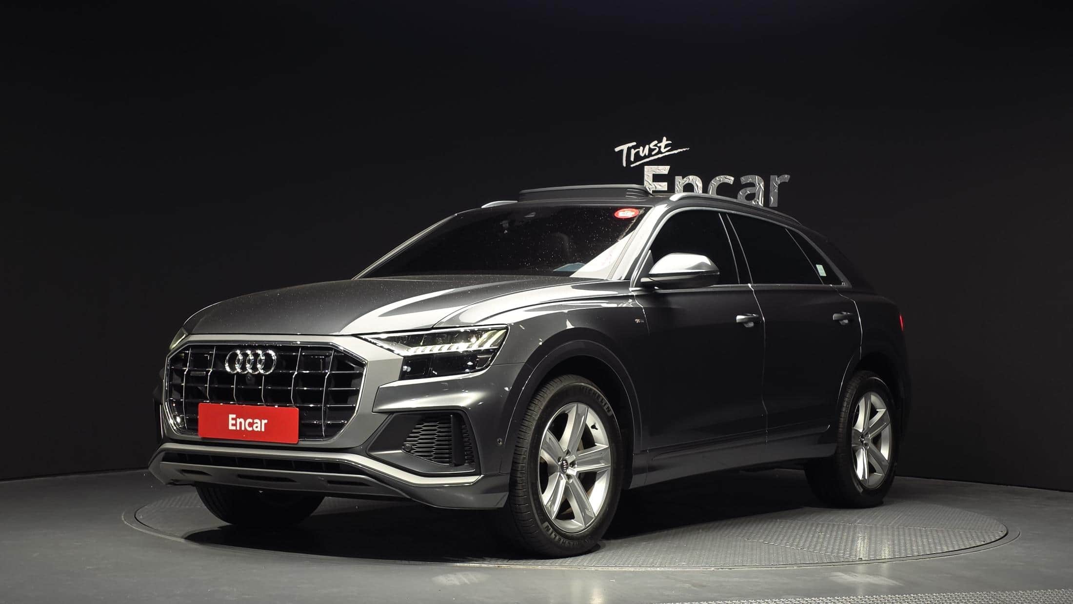 2021 AUDI Q8 45 TDI Quattro Premium