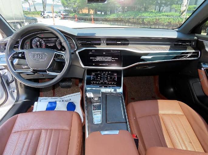 2023 AUDI A6 45 TFSI Premium - 2023 アウディ A6