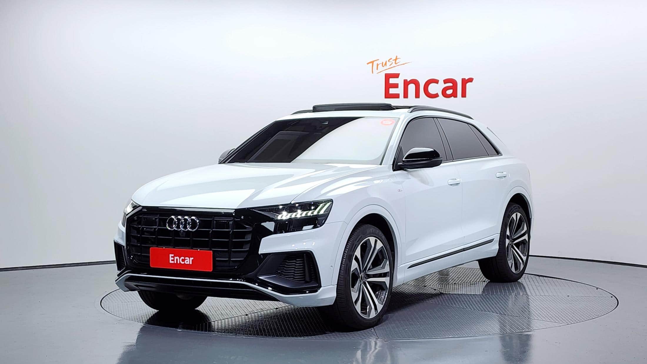 2023 AUDI Q8 55 TFSI Quattro Premium