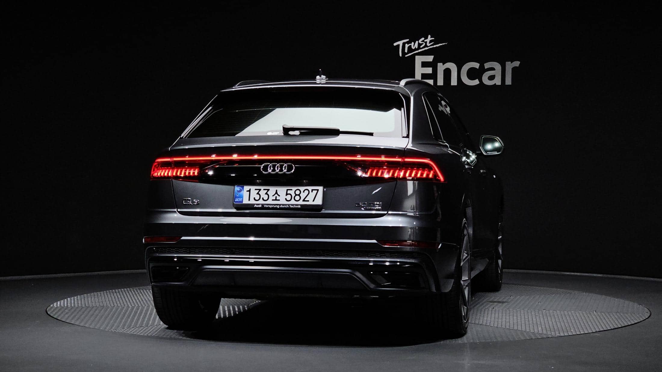 2023 AUDI Q8 50 TDI Quattro Premium - 2023 アウディ Q8