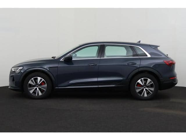 2024 AUDI Q8 E-TRON - 2024 أودي Q8 E Tron