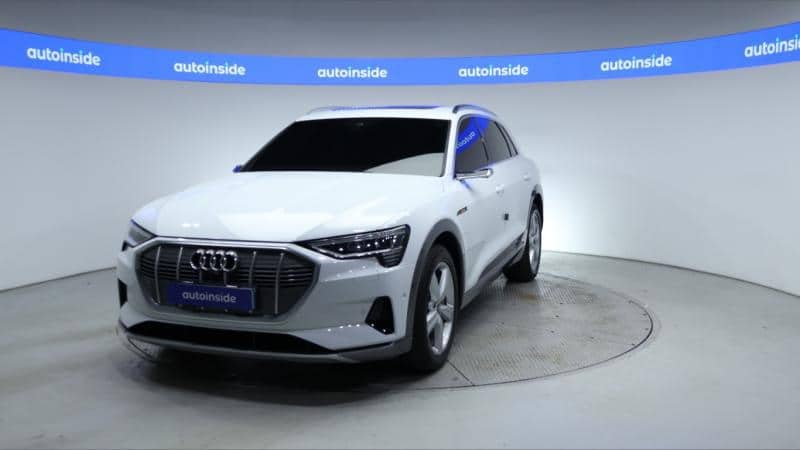 2022 AUDI E- TRON - 2022 أودي e-tron