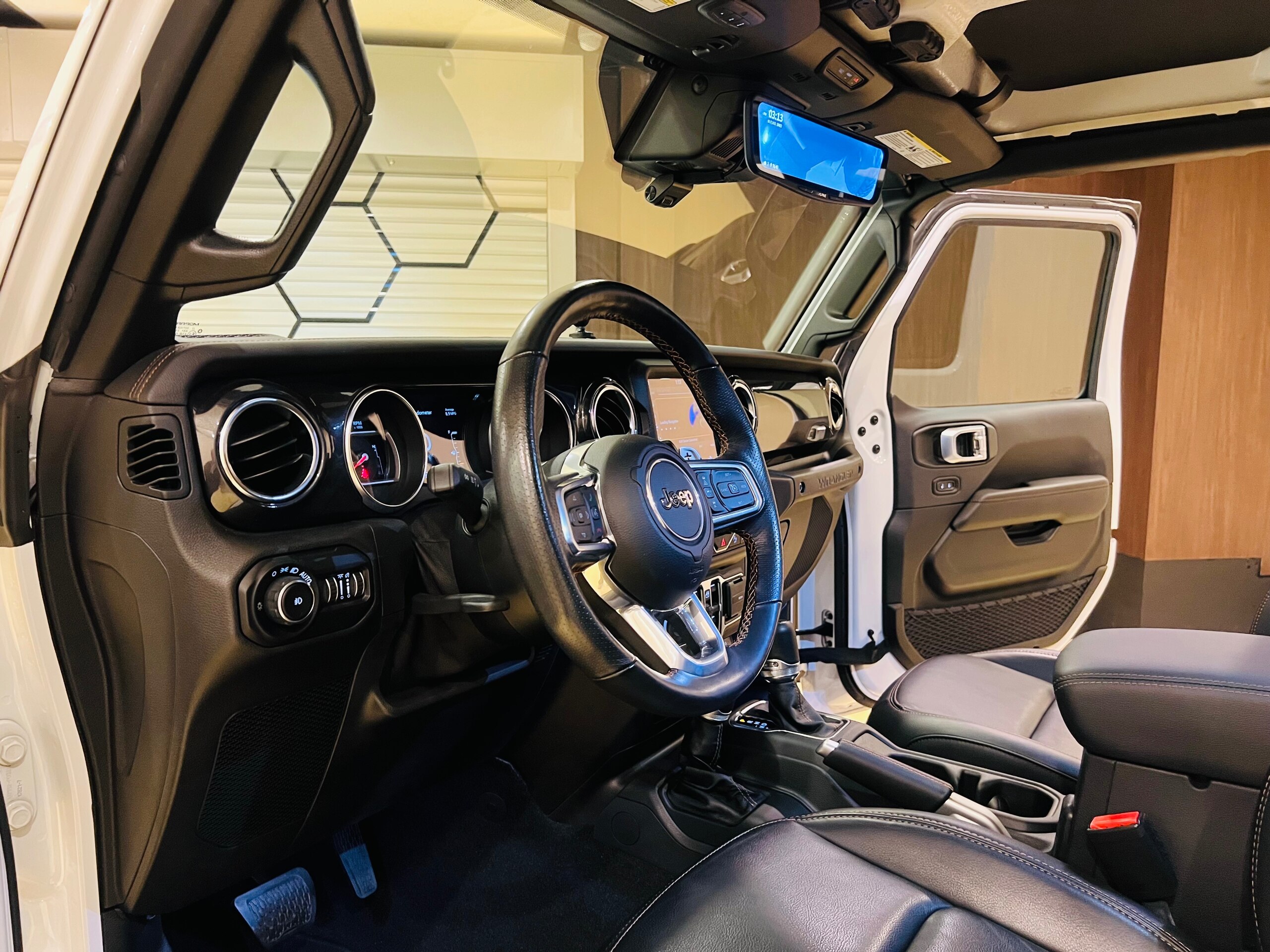 2022 Jeep Wrangler - ジープ ラングラー ルビコン392 新車並行 6400cc ルーフラック ラダー 電動ステップ 加速騒音レポート有 純正FOXサス 純正可変バルブエグゾースド ETC 本国取説 スペアキー有