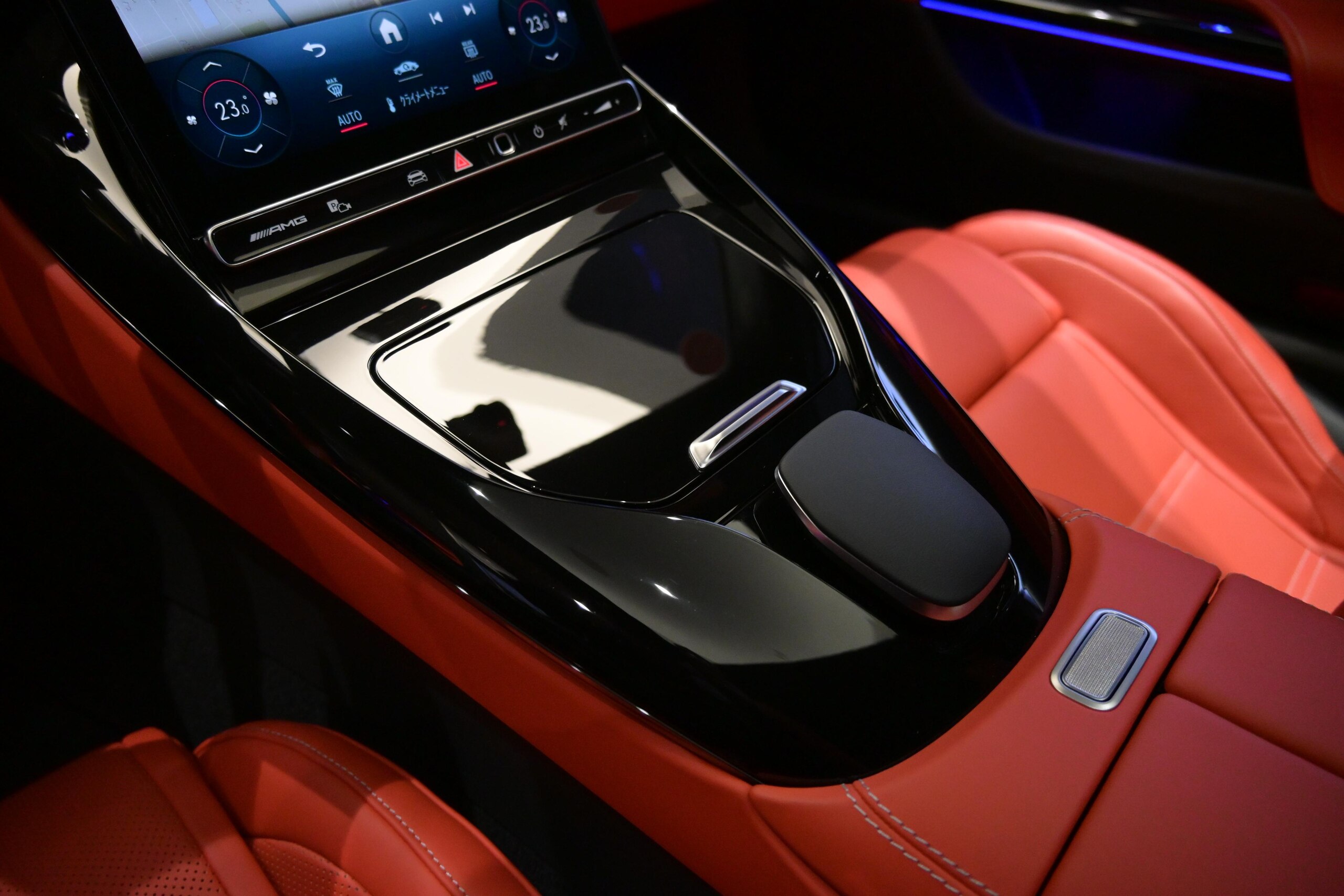 2025 Mercedes-AMG GT - メルセデスＡＭＧ GT 43 クーペ MP202502 元社有車/左ハンドル車/AMGパフォーマンスPKG/AMGドライビングPKG/パノラミックルーフPKG/赤レザーシート/純正ドラレコ前付き