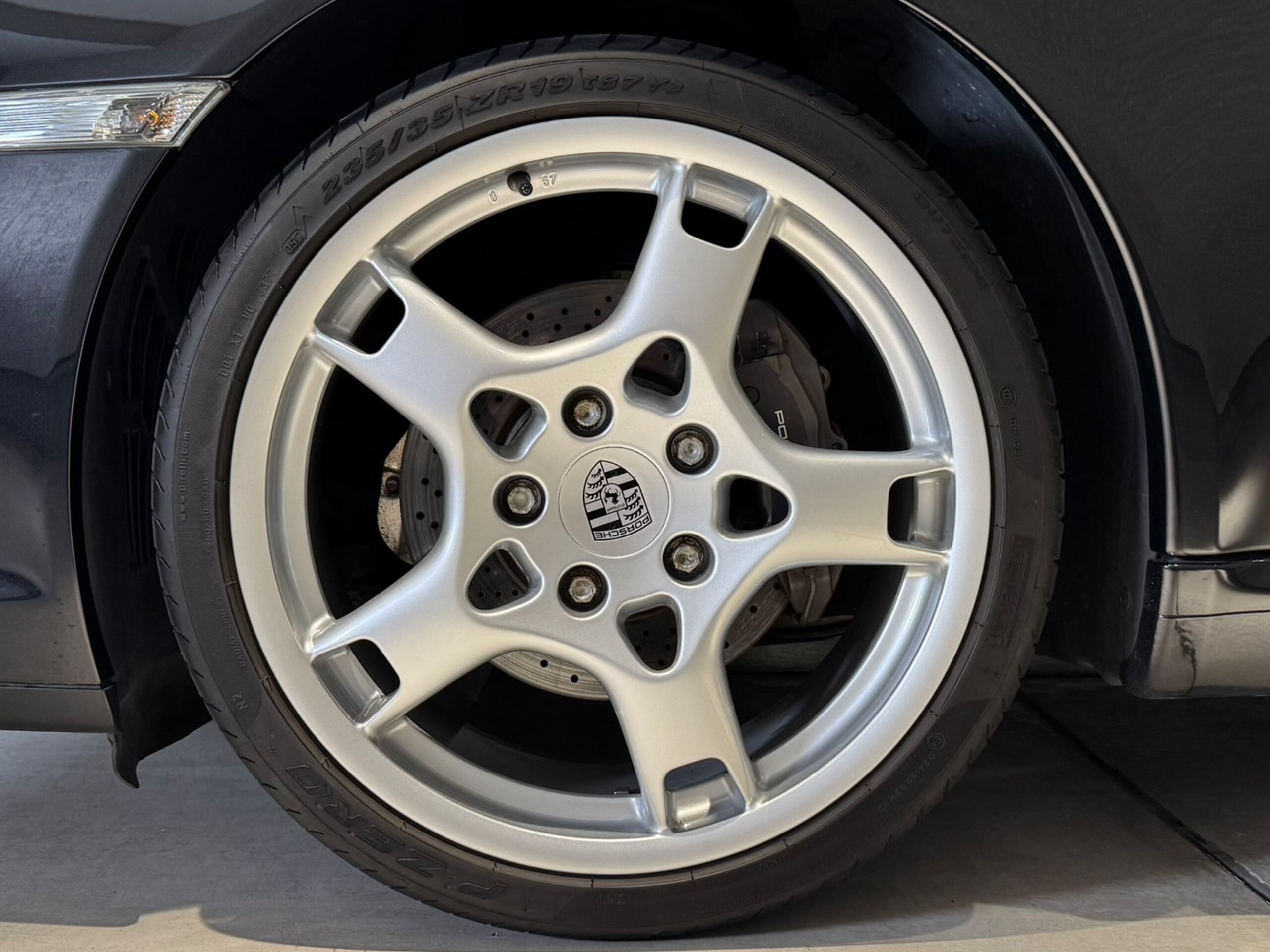 2008 Porsche 911 - ポルシェ 911 カレラ ティプトロニックS スポーツクロノPKG スポーツステアリング 純正19AW 黒革シート HDDナビ バックカメラ