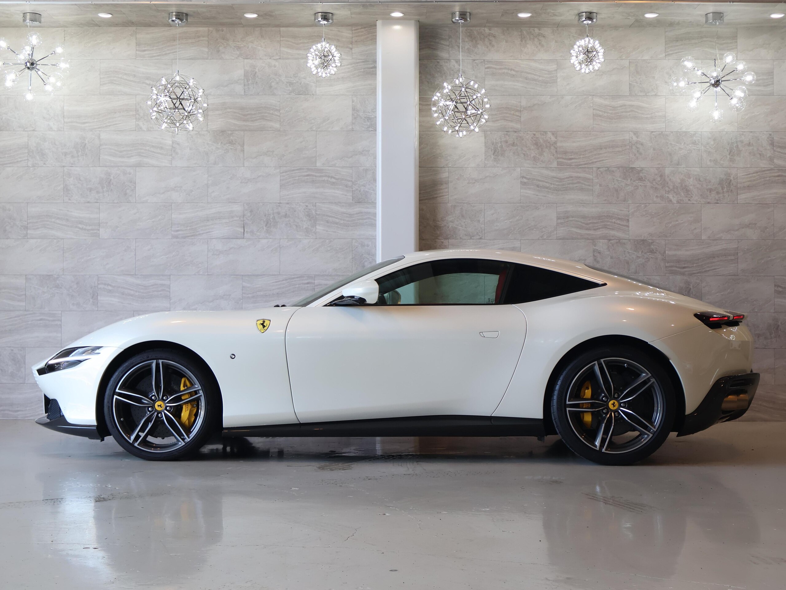 2023 Ferrari Roma - 2023 فيراري Roma