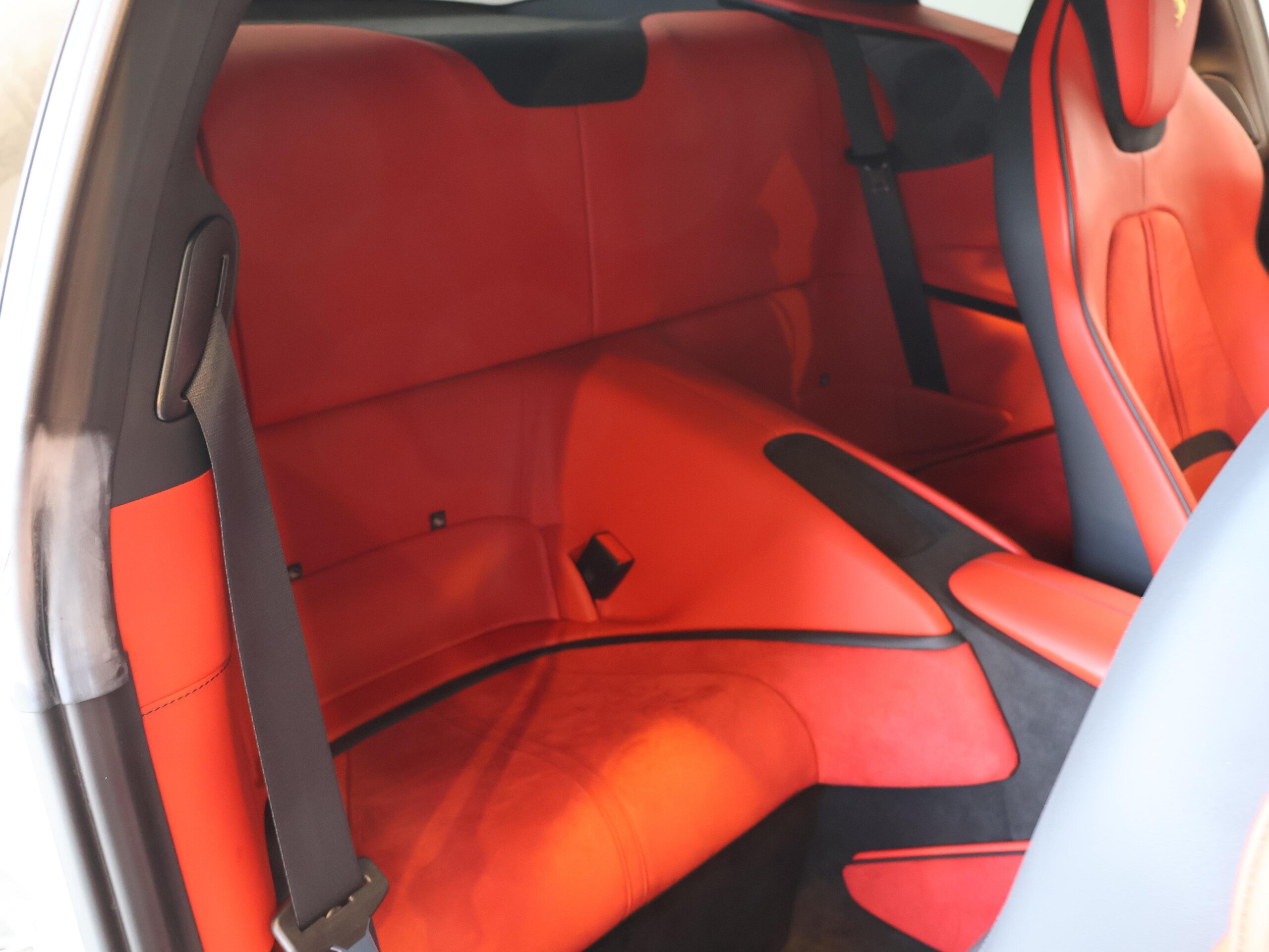 2023 Ferrari Roma - 2023 فيراري Roma