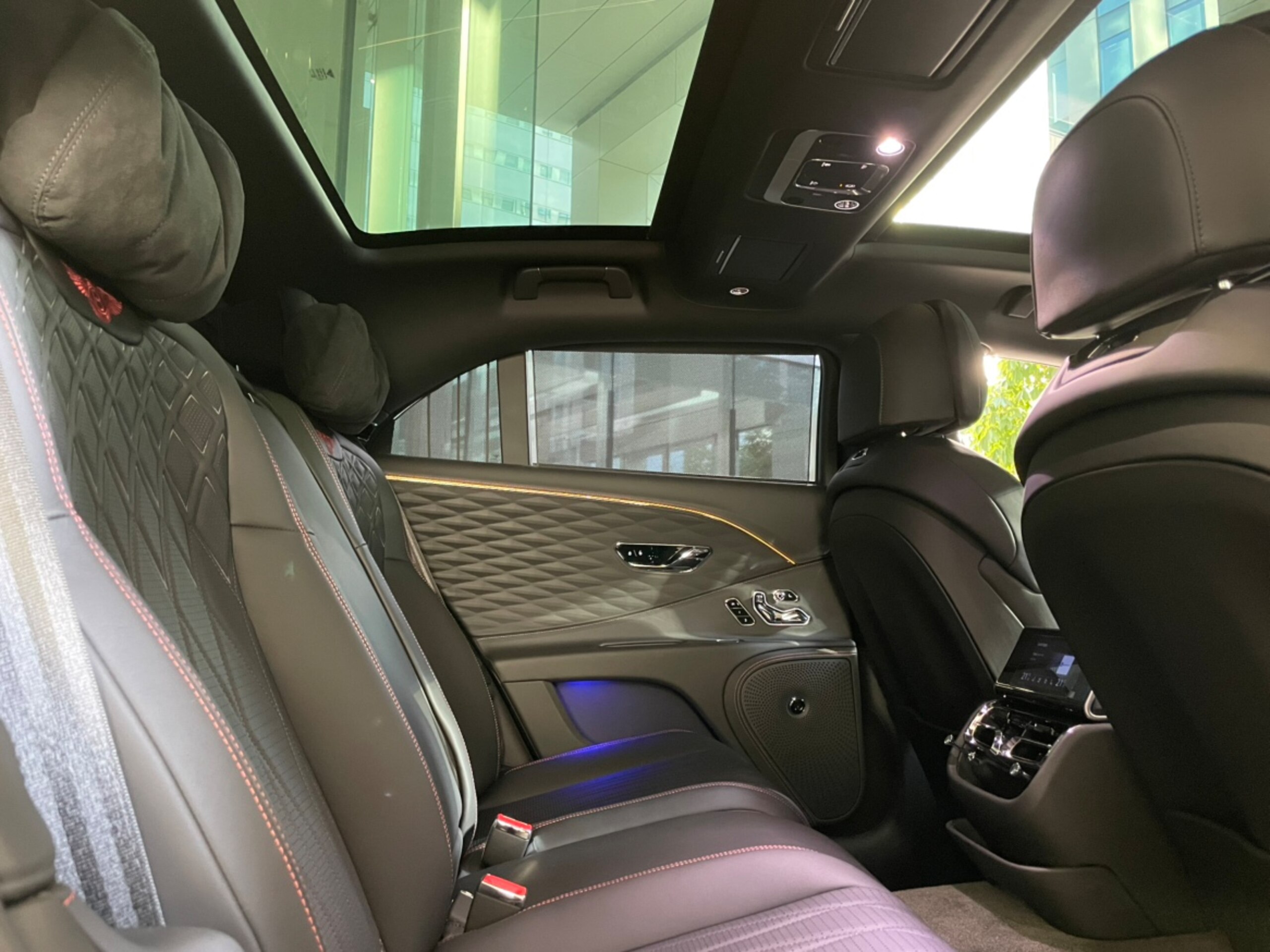 2021 Bentley Flying Spur - 2021 بنتلي Flying Spur