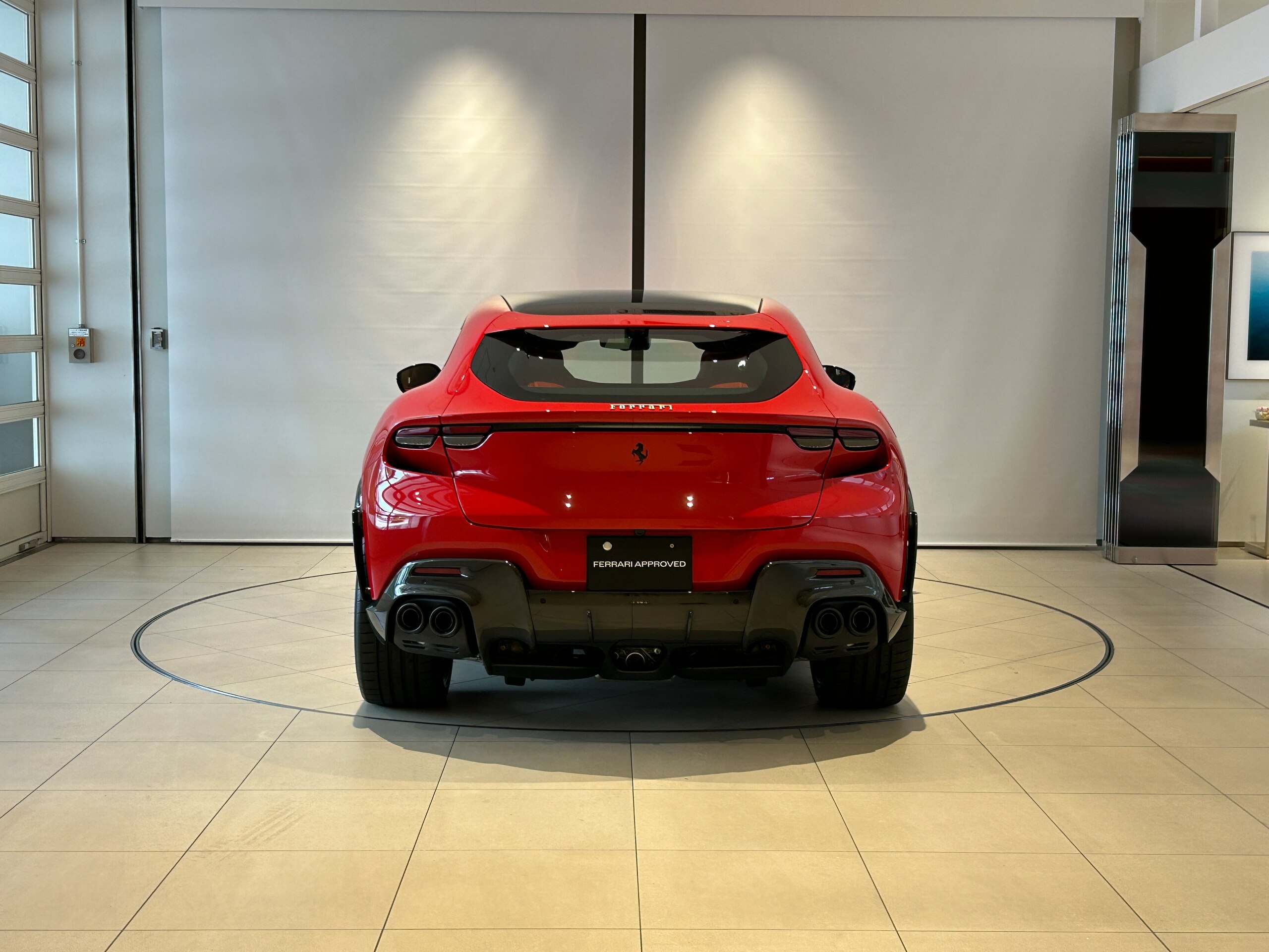 2025 Ferrari Purosangue - フェラーリ プロサングエ F1 DCT 4WD Rosso Corsa アトリエ カーボンステア カーボンスポイラー カーボンディフューザー カーボンルーフ ヘッドレストホースステッチ プレミアムオーディオ サスペンションリフター