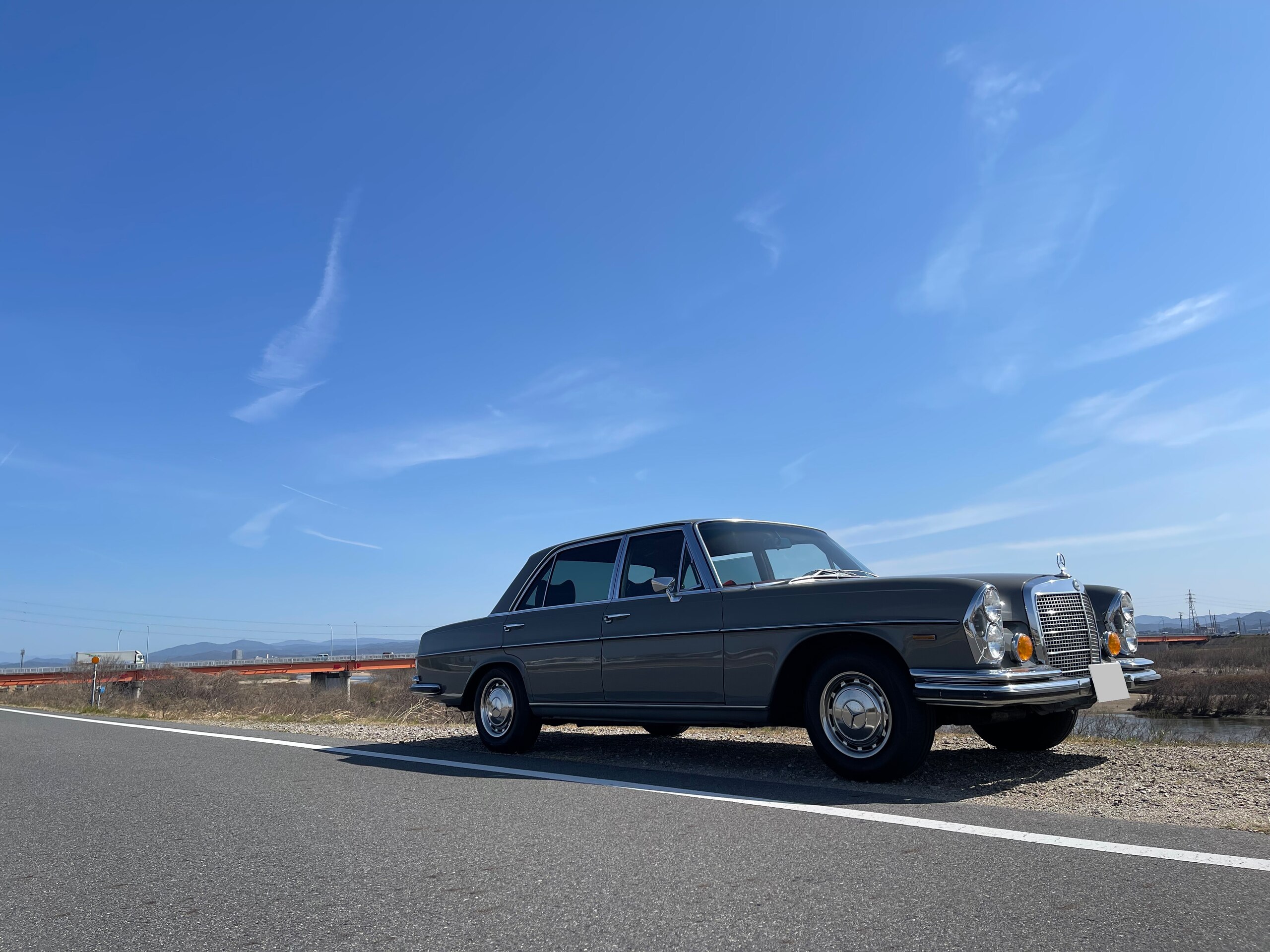 1970 Mercedes-Benz S-Class - メルセデス・ベンツ Sクラス 300SEL V8 3.5L コイルサスペンションコンバージョン