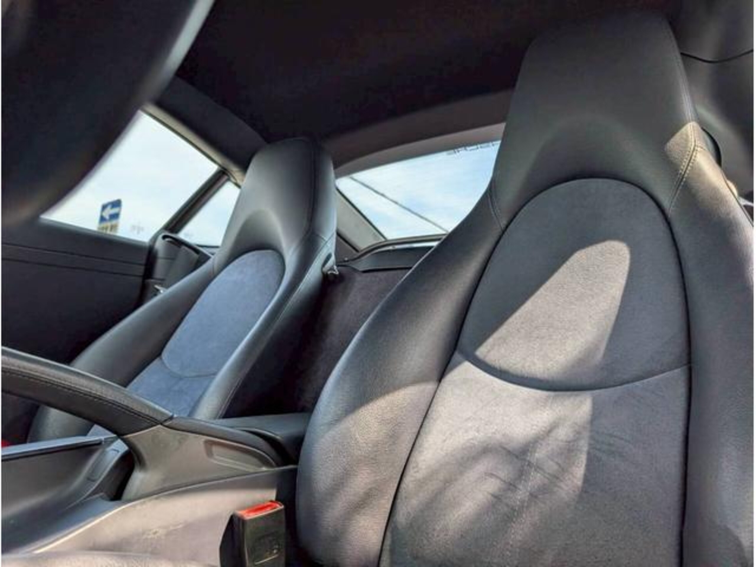 2006 Porsche Cayman - 2006 بورشه Cayman