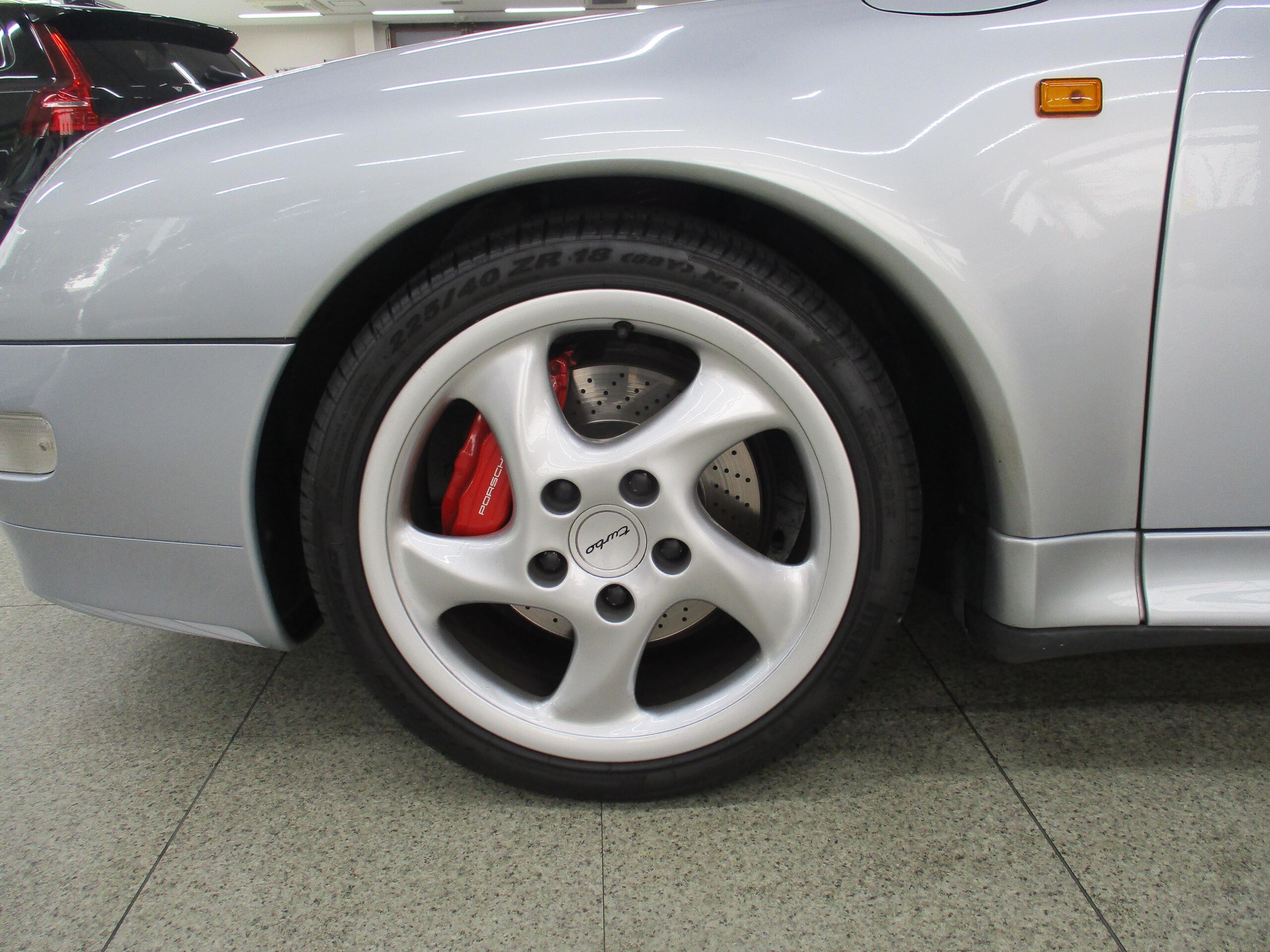 1995 Porsche 911 - 1995 بورشه 911