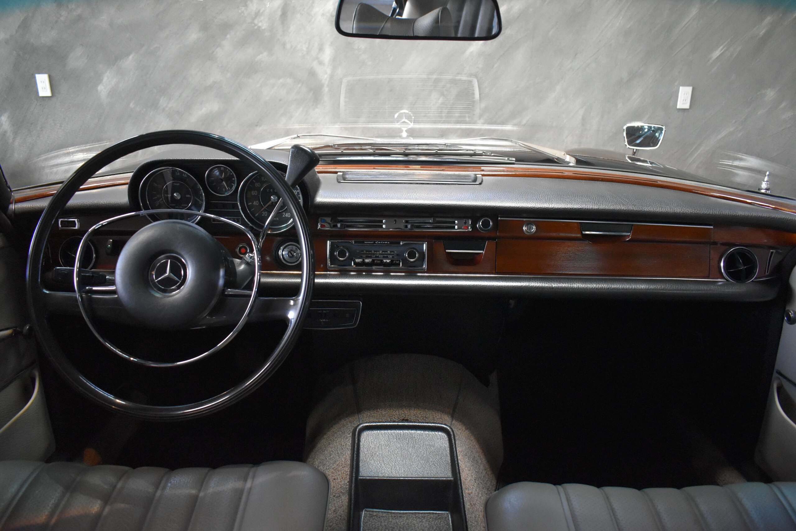 1972 Mercedes-Benz S-Class