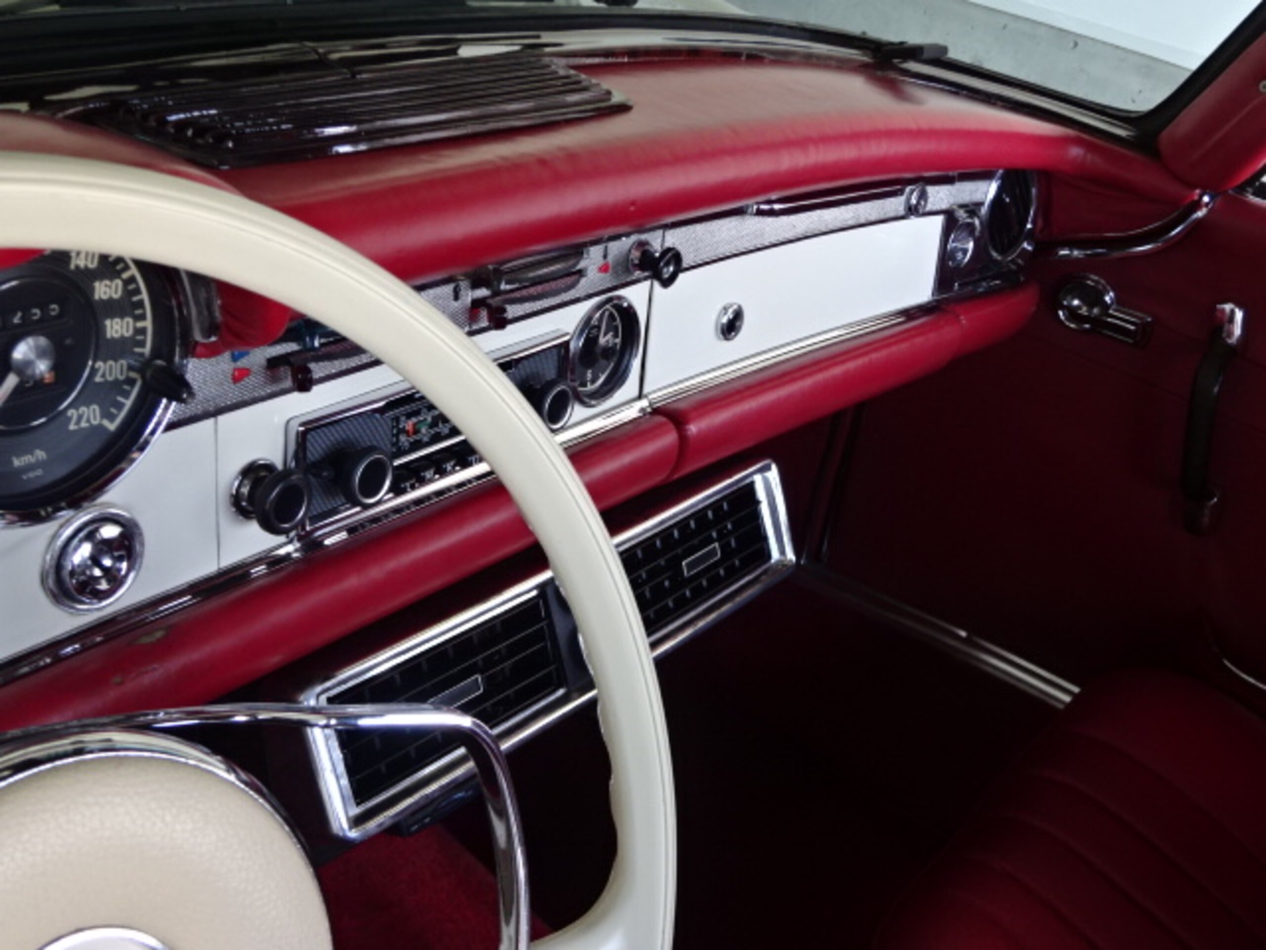 1967 Mercedes-Benz SLClass - メルセデス・ベンツ SLクラス 230SL