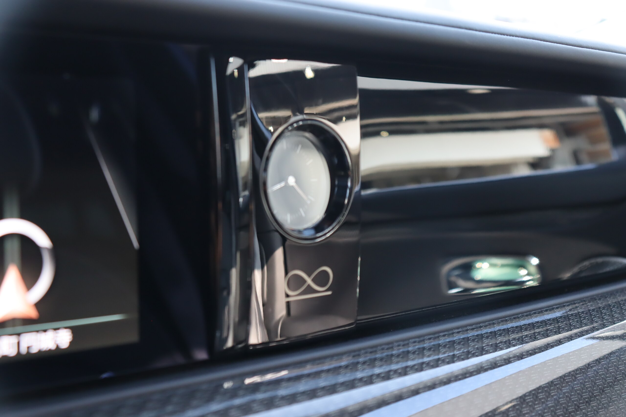 2024 Rolls-Royce Ghost - 2024 رولز رويس Ghost