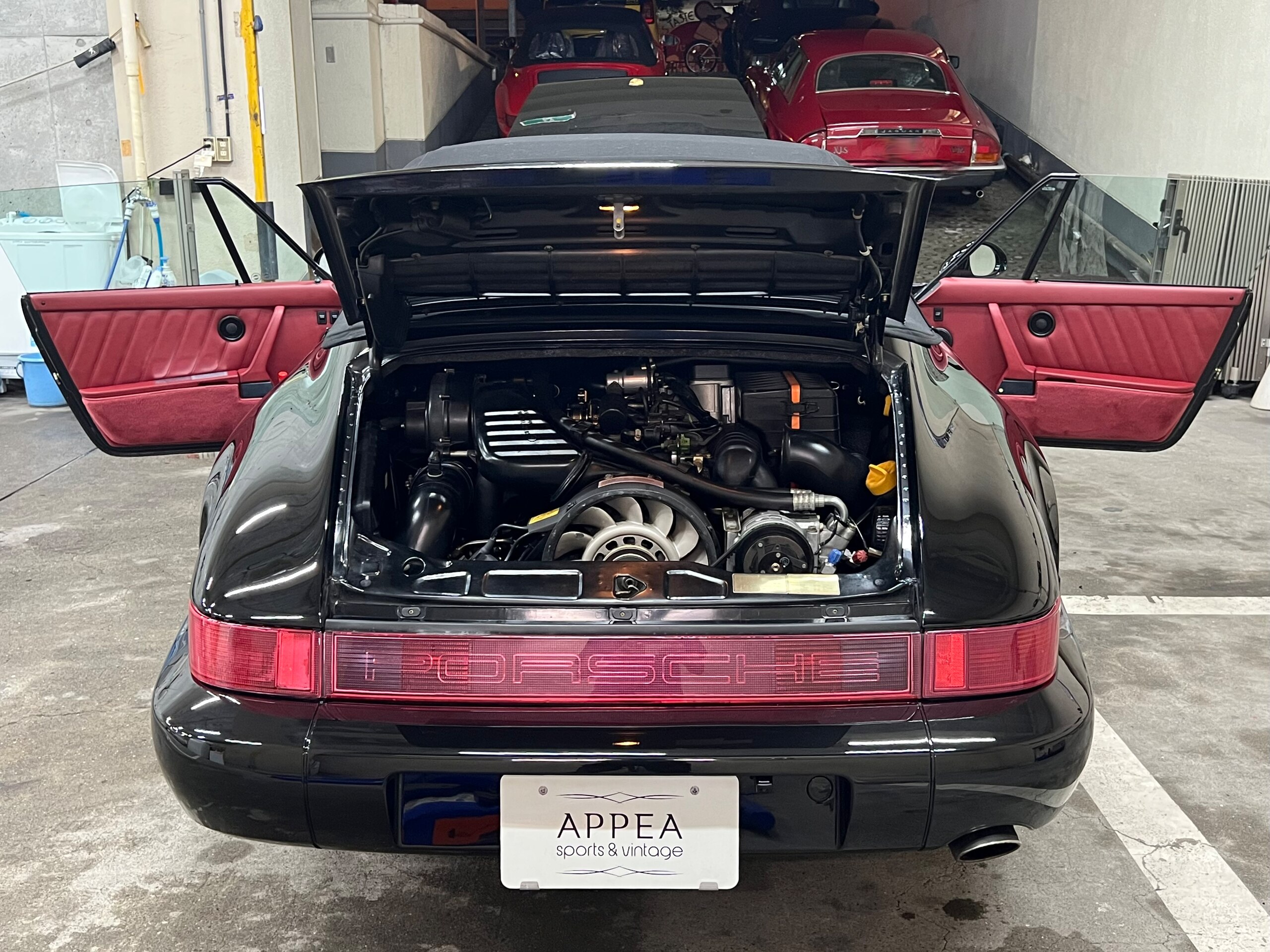 1992 Porsche 911 Cabriolet - ポルシェ 911カブリオレ 911カレラ2 カブリオレ ミツワD車 左H/6MT 3.6万K時エンジンOH&2.1万K時クラッチOH済(歴代記録簿23枚) 走行4万K 後期SRS付 RSクラッチ換装 純正OP赤オールレザーインテリア/17cupAW 後期ターボミラー Panasonicナビ/TV/Bカメラ/360°Dレコ