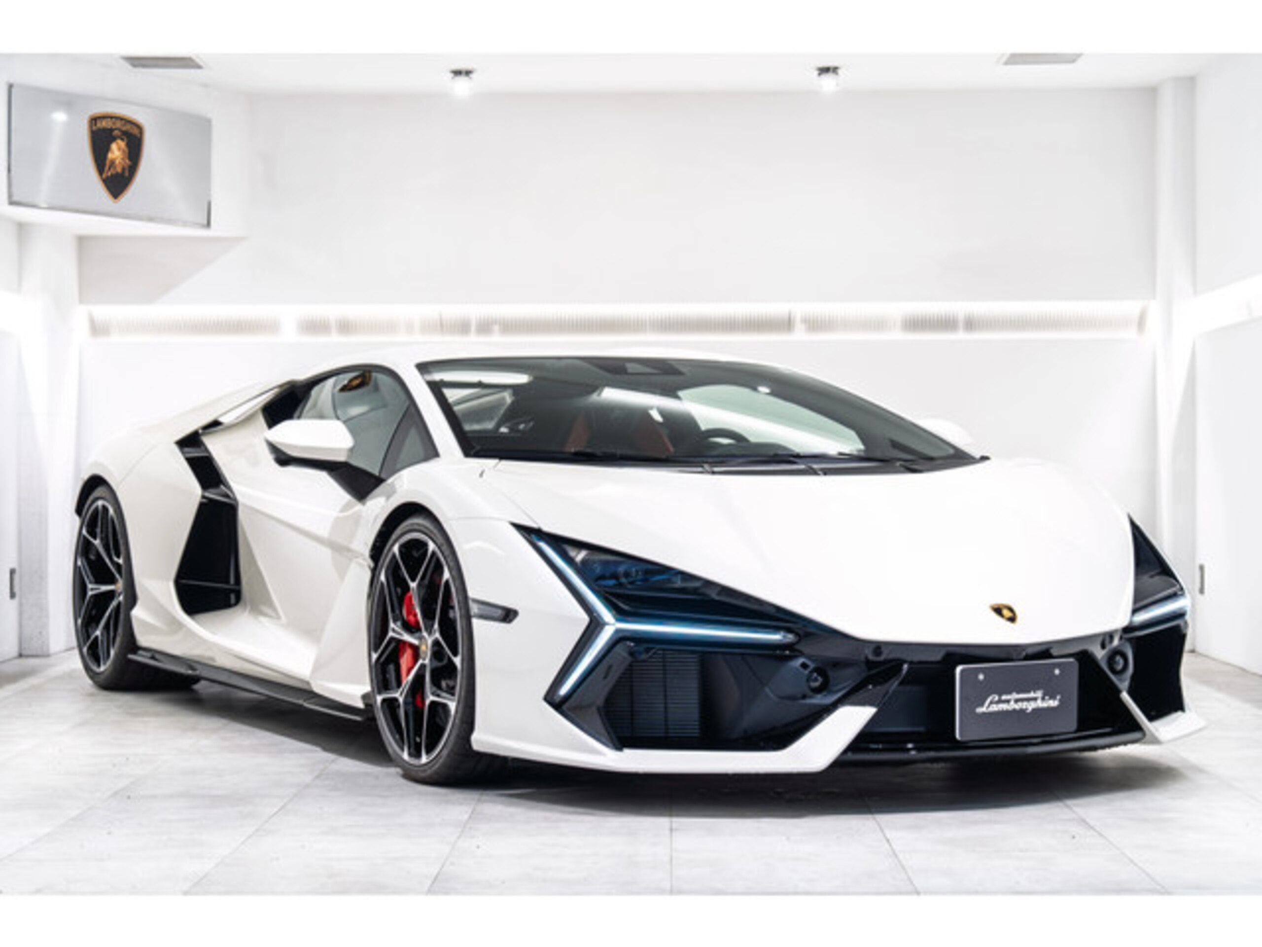 2024 Lamborghini Revuelto - 2024 لامبورغيني Revuelto