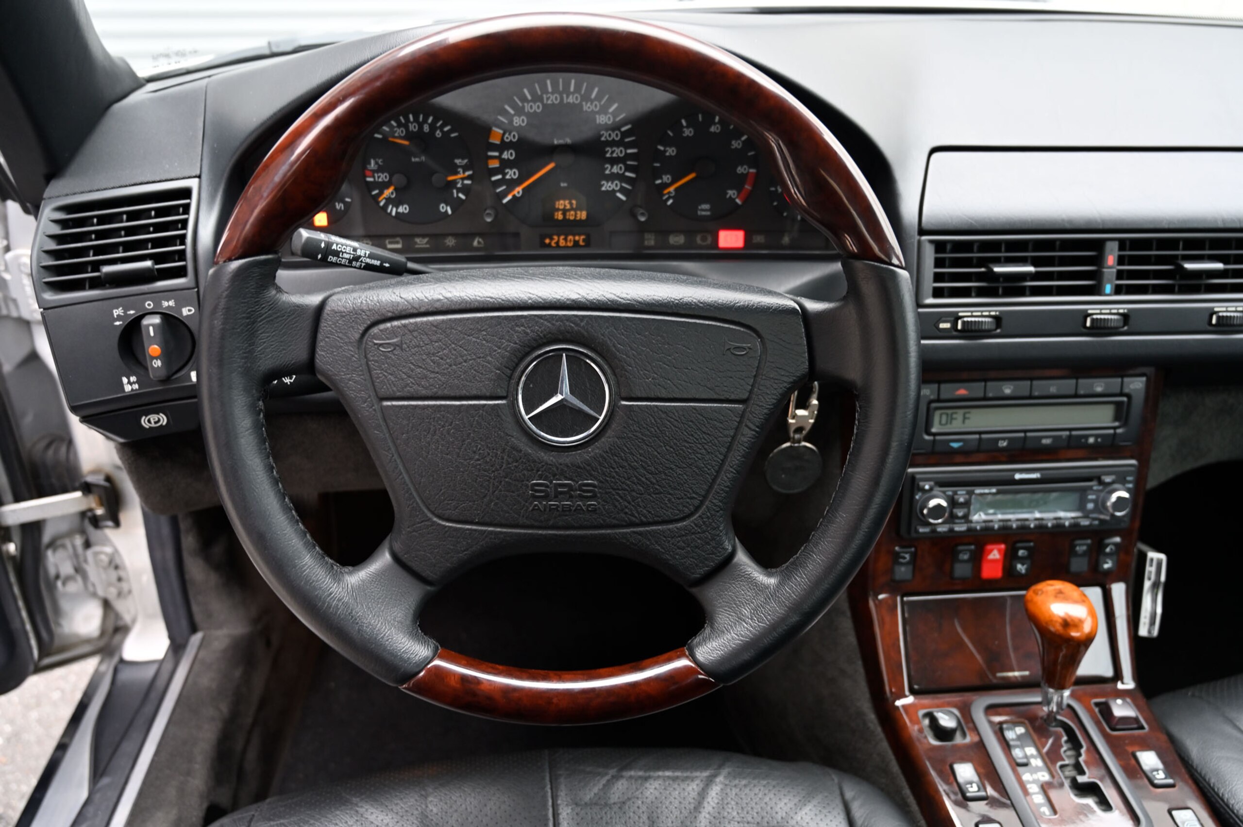 1997 Mercedes-Benz SLClass - 1997 مرسيدس بنز SLClass