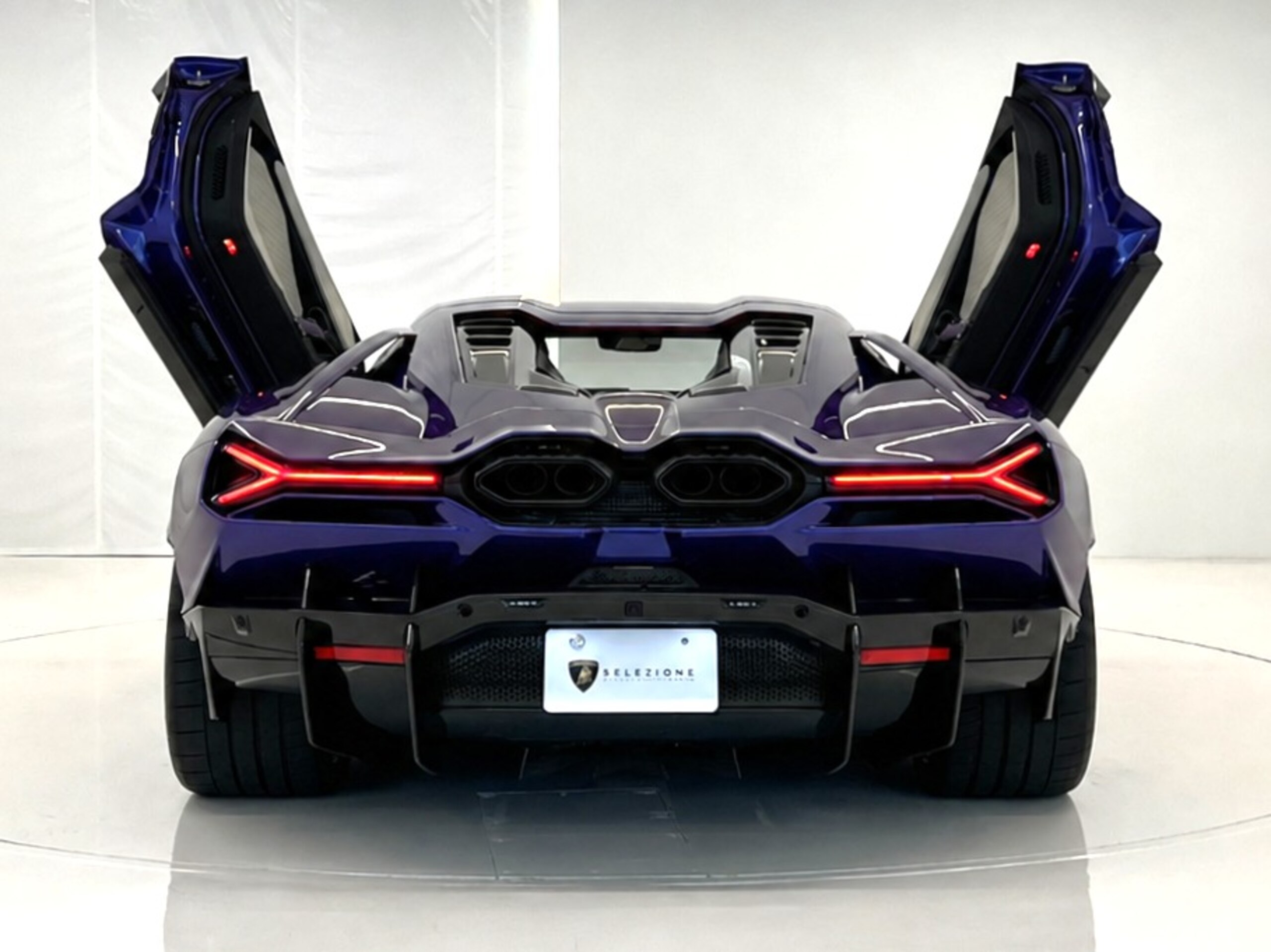 2025 Lamborghini Revuelto - ランボルギーニ レヴエルト 6.5 4WD AdPerssonamペイント Viola Hestia エクステリアカーボン・アッパーエリア&ロアエリア&ドアフィン AdPerssonamインテリア カーボンステアリング メーカーOP1815 ペイントプロテクションフィルム