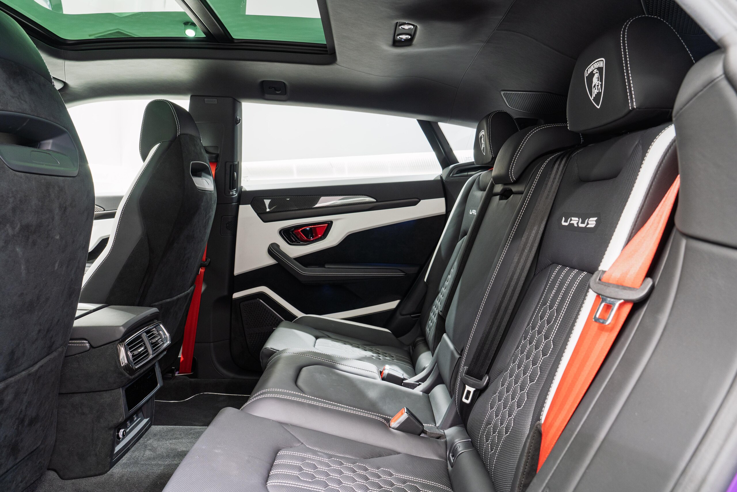 2025 Lamborghini Urus - 2025 لامبورغيني Urus