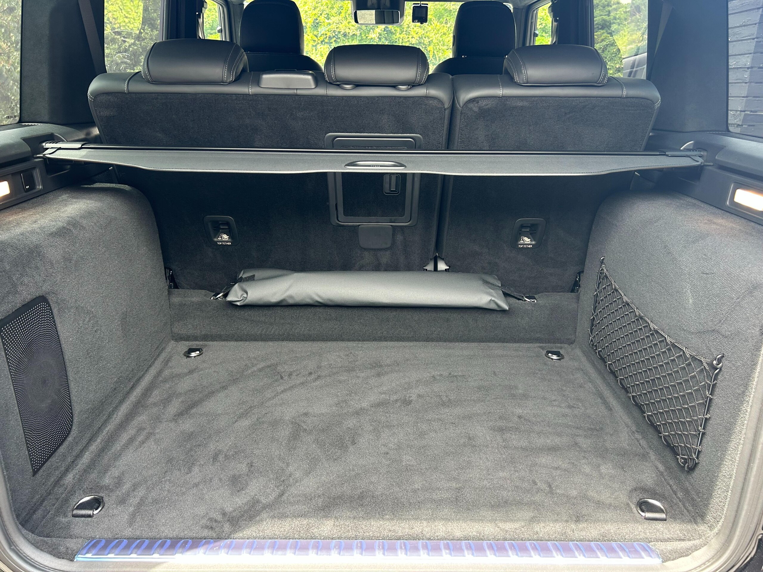 2024 Mercedes-AMG G-Class - メルセデスＡＭＧ Gクラス G63 ローンチ エディション (ISG搭載モデル) 4WD 内装グレー/ブラック 左ハンドル