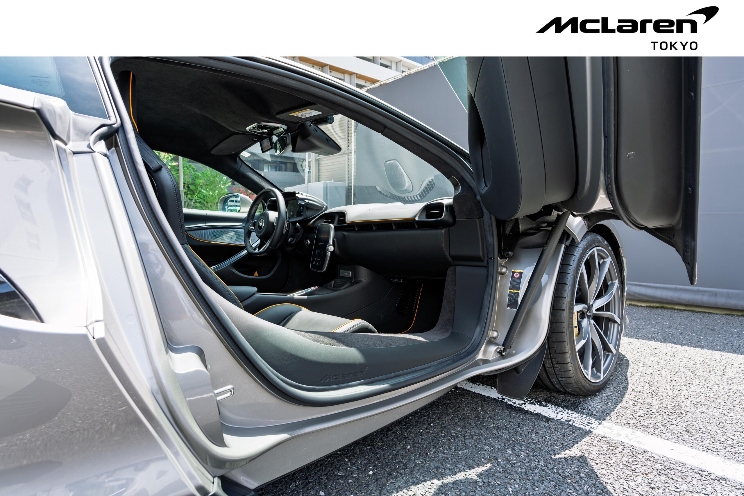 2025 McLaren Artura - マクラーレン アルトゥーラ 3.0 McLaren Qualified Tokyo 認定中古車 2年保証
