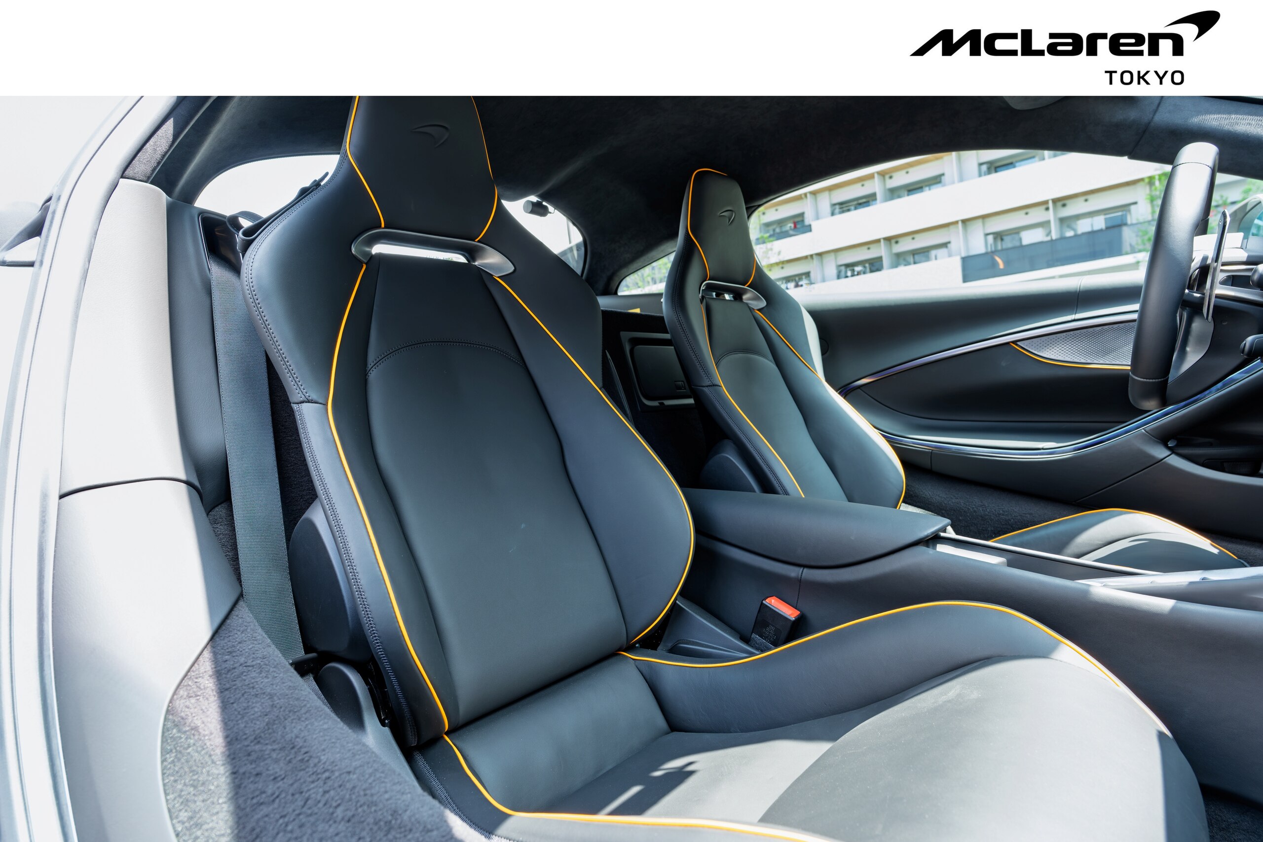 2025 McLaren Artura - マクラーレン アルトゥーラ 3.0 McLaren Qualified Tokyo 認定中古車 2年保証