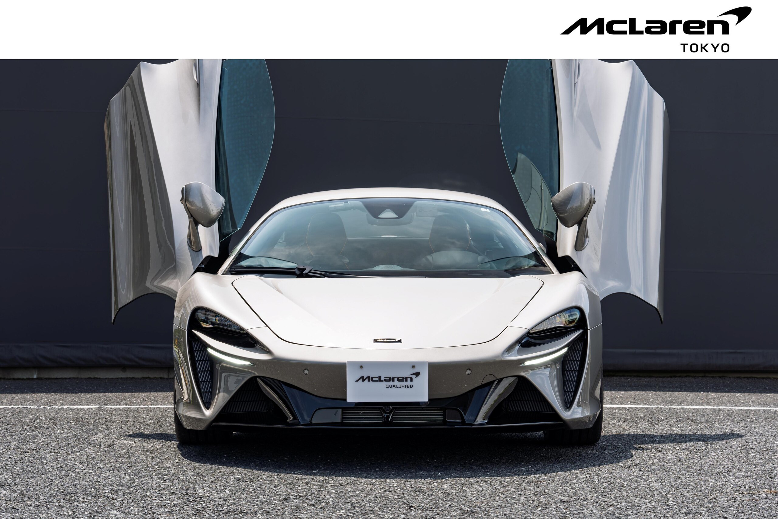 2025 McLaren Artura - マクラーレン アルトゥーラ 3.0 McLaren Qualified Tokyo 認定中古車 2年保証