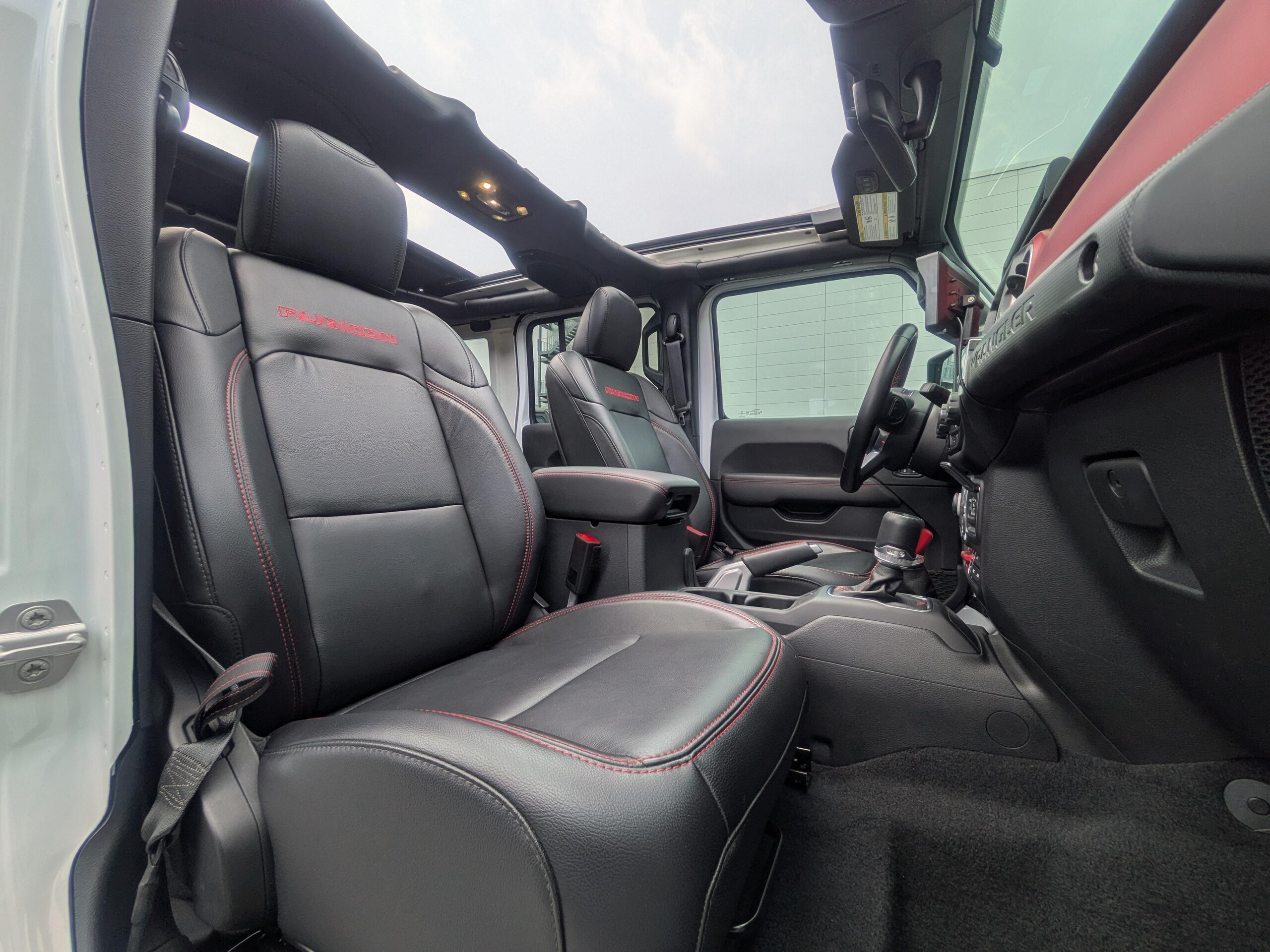 2021 Jeep Wrangler - 2021 جيب Wrangler