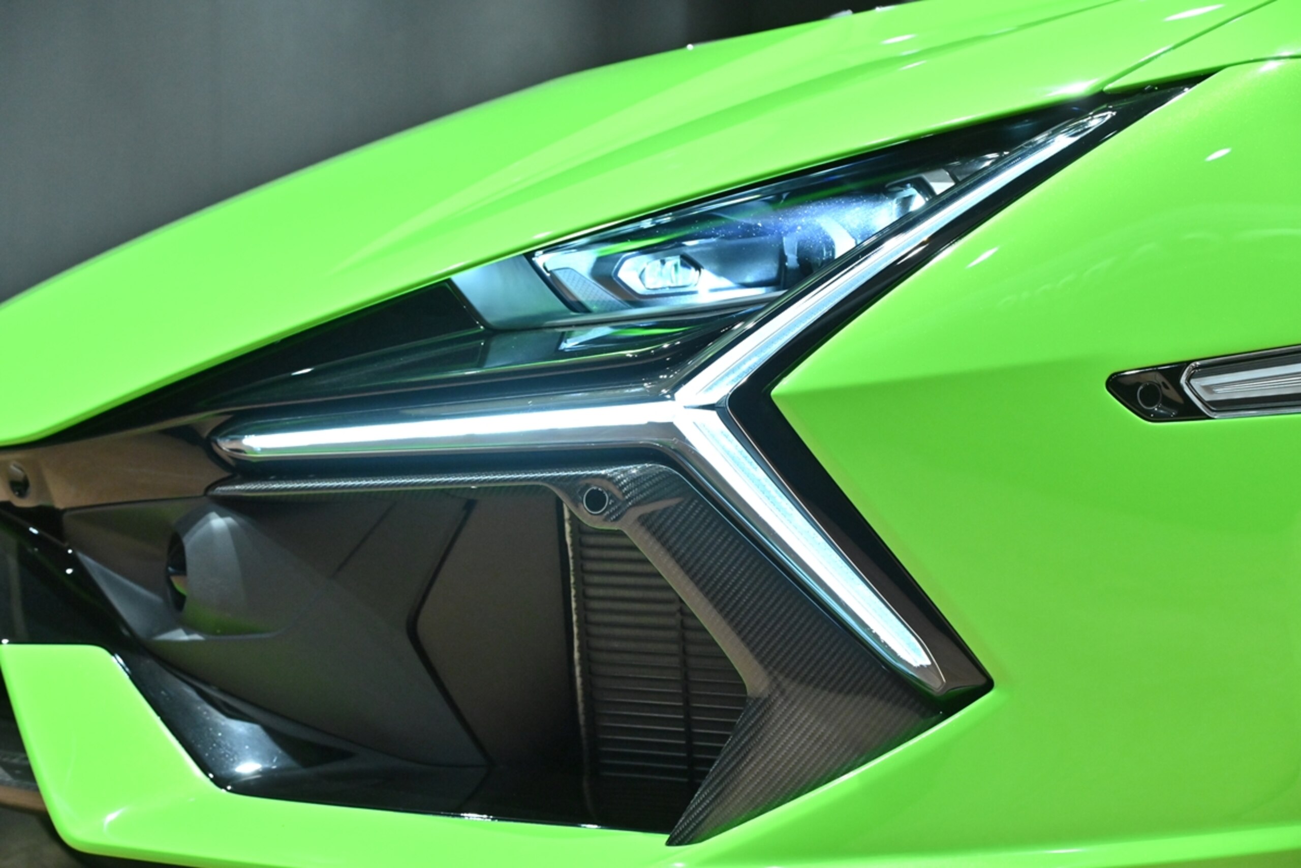 2025 Lamborghini Revuelto - 2025 لامبورغيني Revuelto