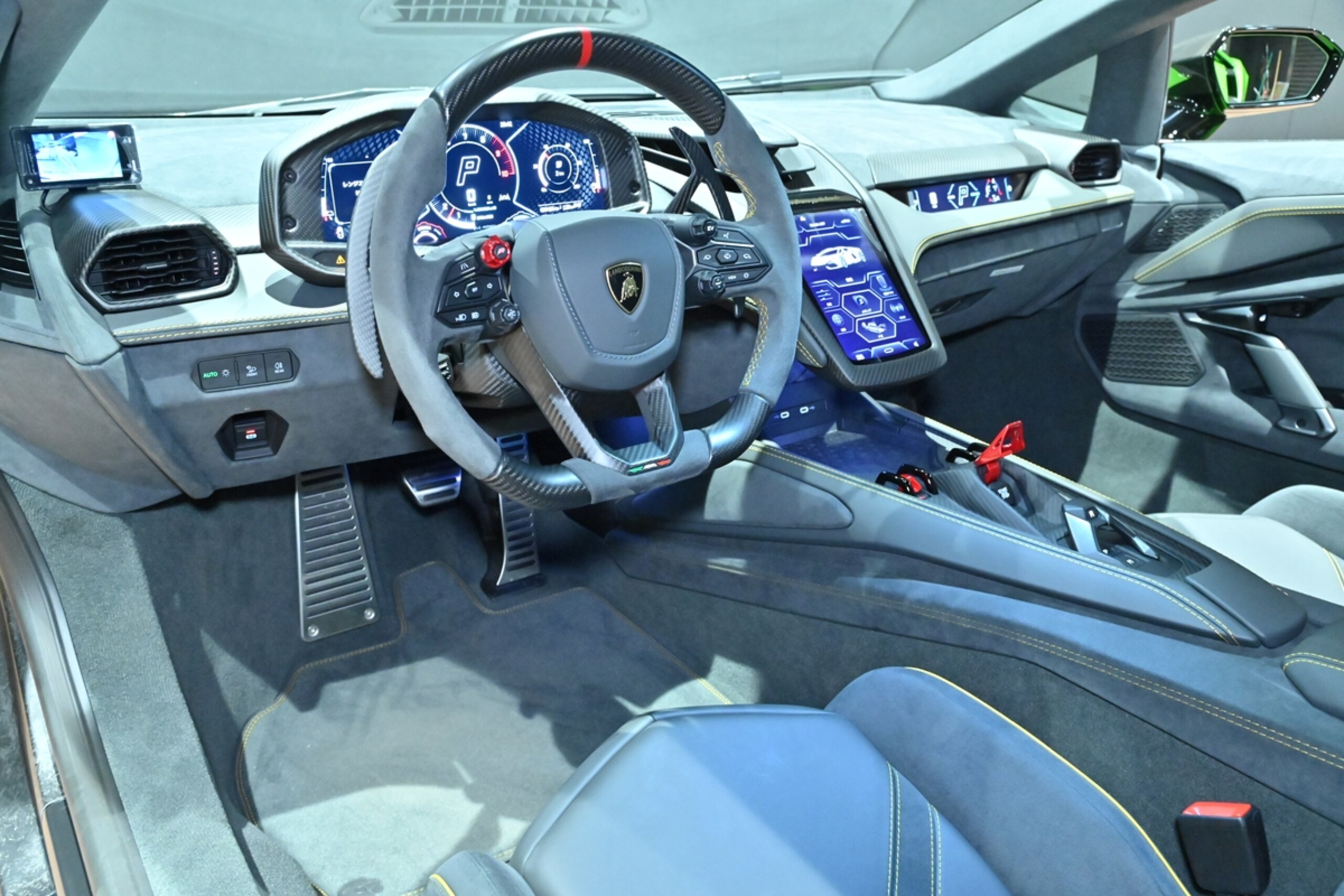 2025 Lamborghini Revuelto - 2025 لامبورغيني Revuelto