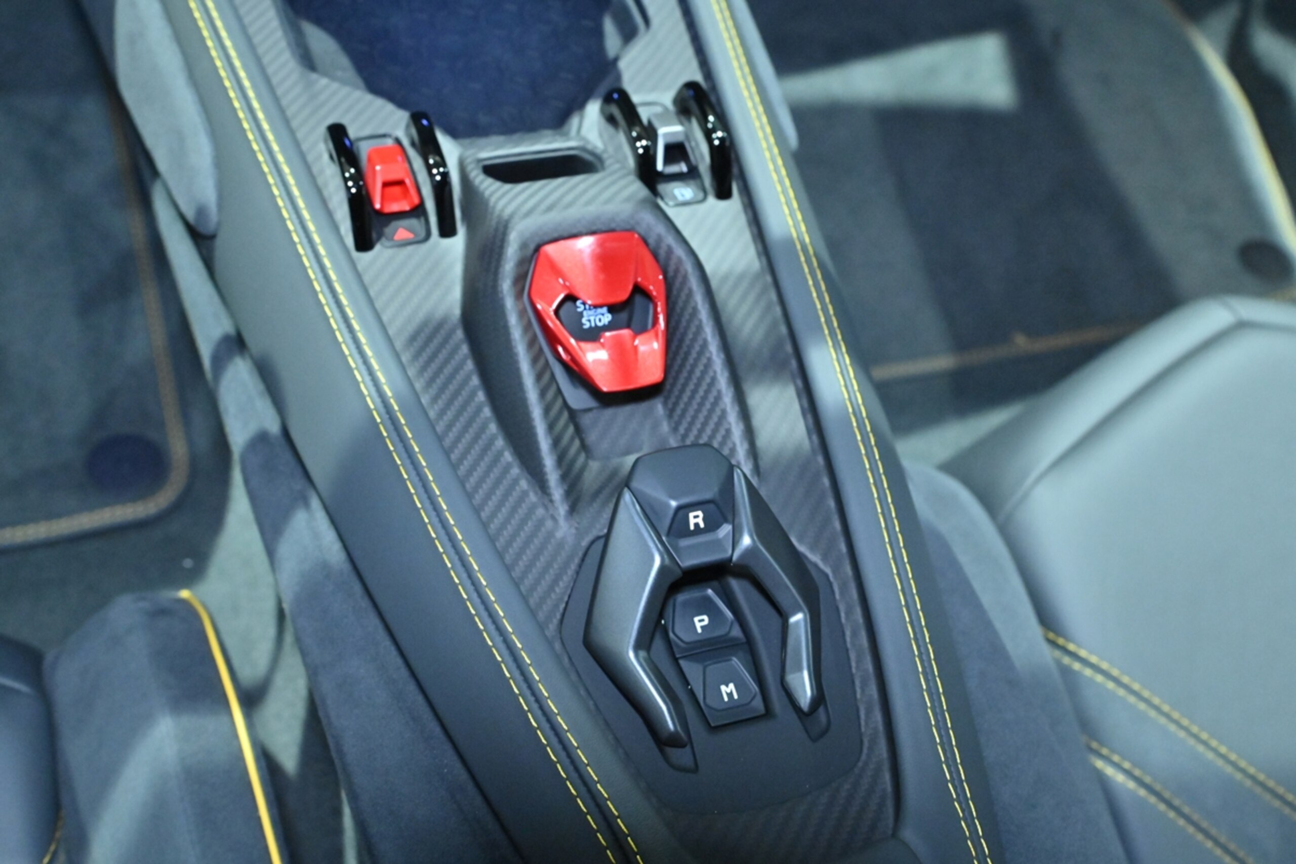 2025 Lamborghini Revuelto - 2025 لامبورغيني Revuelto
