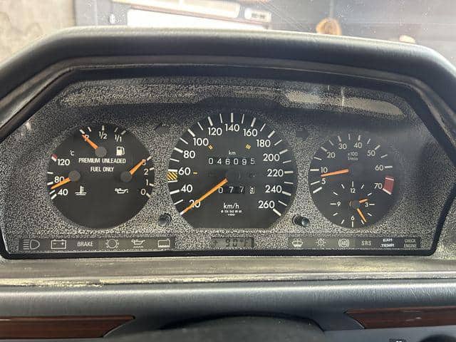 1995 MERCEDES-BENZ E-CLASS E320 - 1995 مرسيدس بنز E-Class