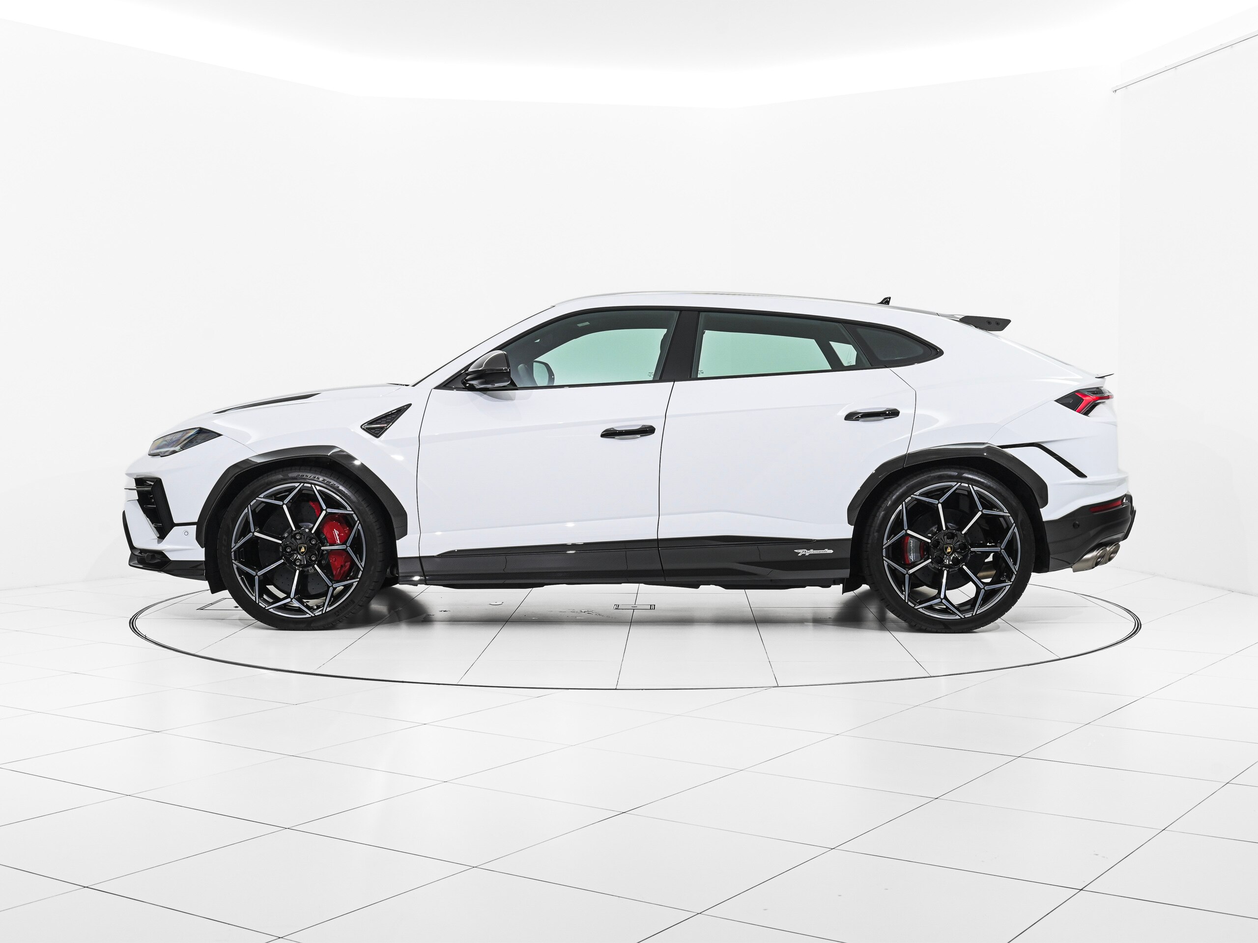 2023 Lamborghini Urus - 2023 لامبورغيني Urus