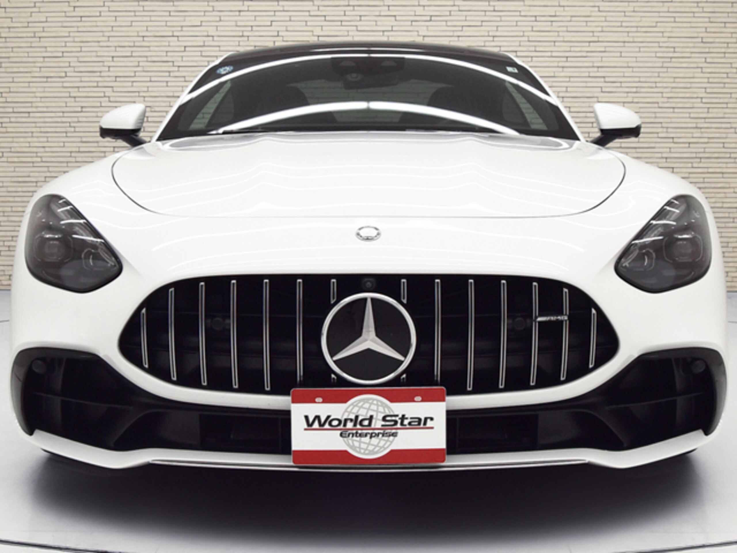 2025 Mercedes-AMG GT - メルセデスＡＭＧ GT 43 クーペ MP202501 OP129/AMGパフォーマンスPKG/21inAW/パノラミックルーフ/ヘッドアップD/AMGパフォーマンスシート/黒革/FシートH&ベンチレーター/ブルメスター/レーダーセーフティPKG/360°カメラ/メモリー付パワーシート/ACC/禁煙