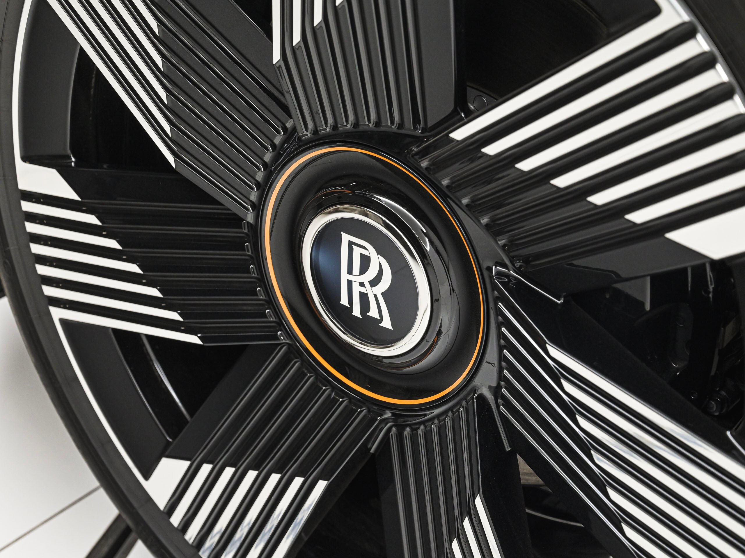 2024 Rolls-Royce Spectre