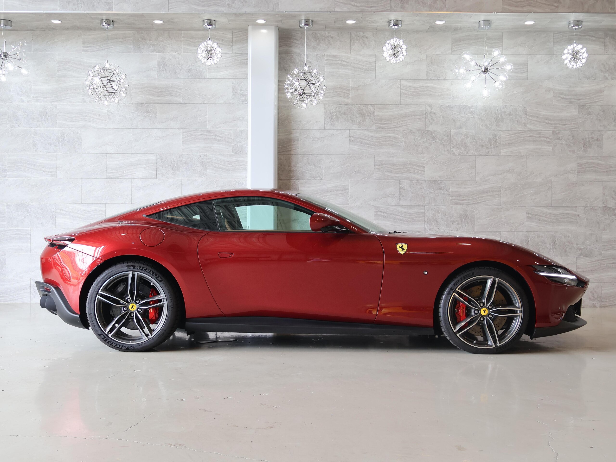 2023 Ferrari Roma - 2023 فيراري Roma