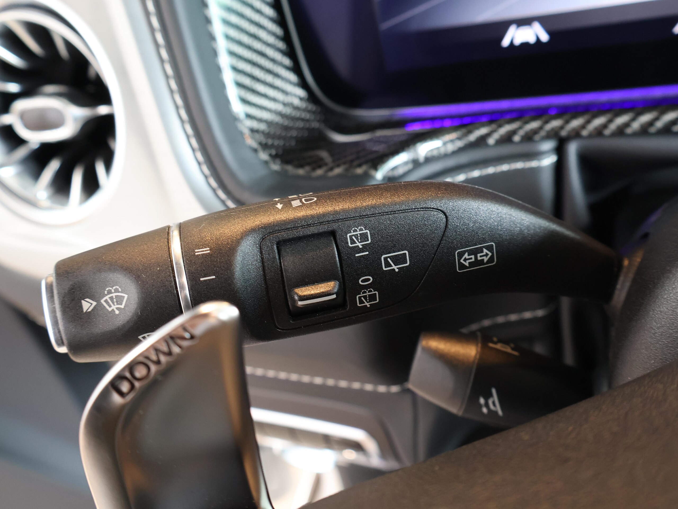 2022 Mercedes-AMG G-Class - メルセデスＡＭＧ Gクラス G63 マグノ ヒーロー エディション 4WD 正規ディーラー マヌファクトゥーワプログラム インテリアカーボン ナッパレザーシート(シートエアコン&シートヒーター) サンルーフ 純正ナビ(フルセグTV) 左ハンドル 純正マッドブラックホイール