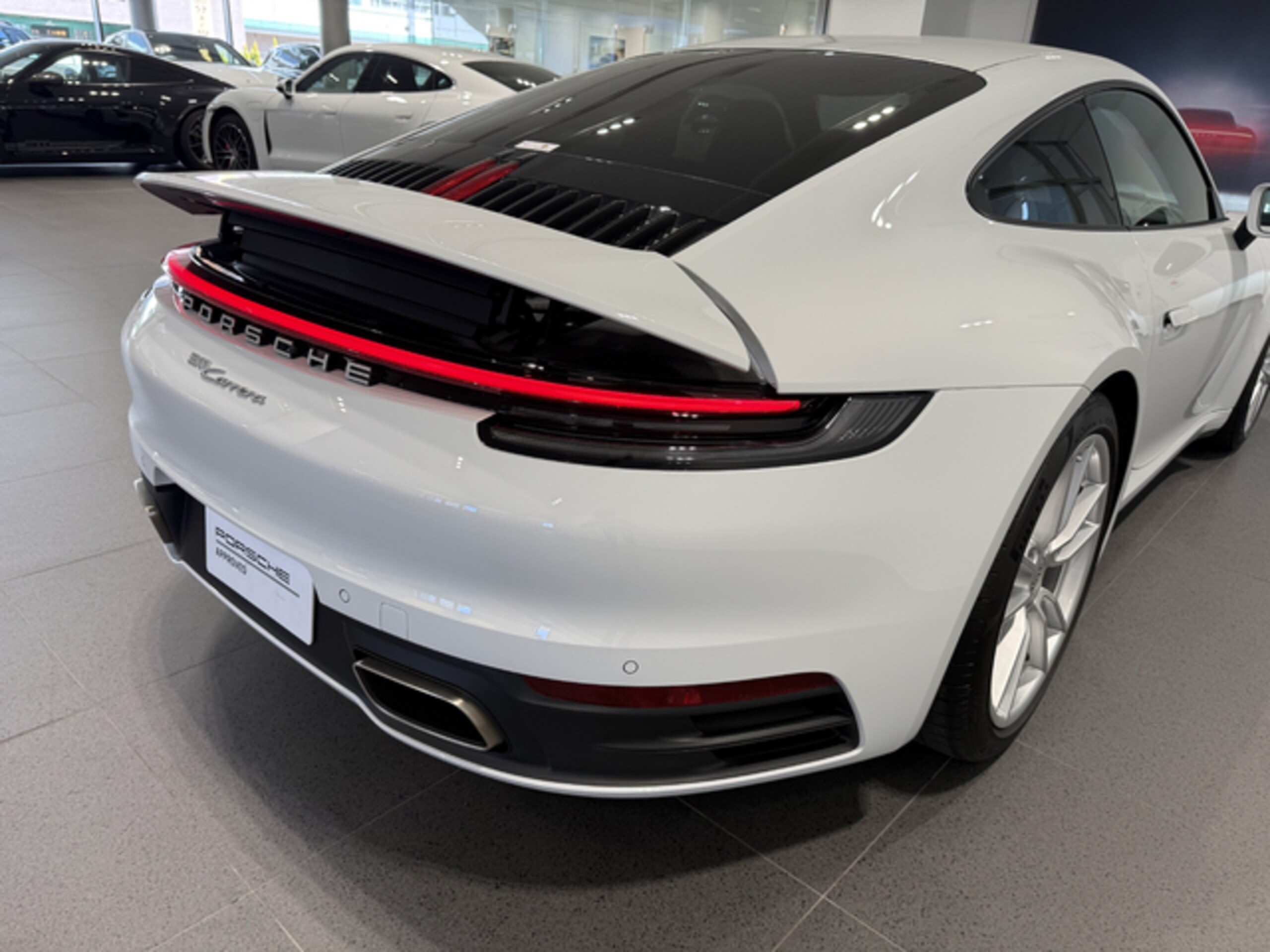 2022 Porsche 911 - 2022 بورشه 911