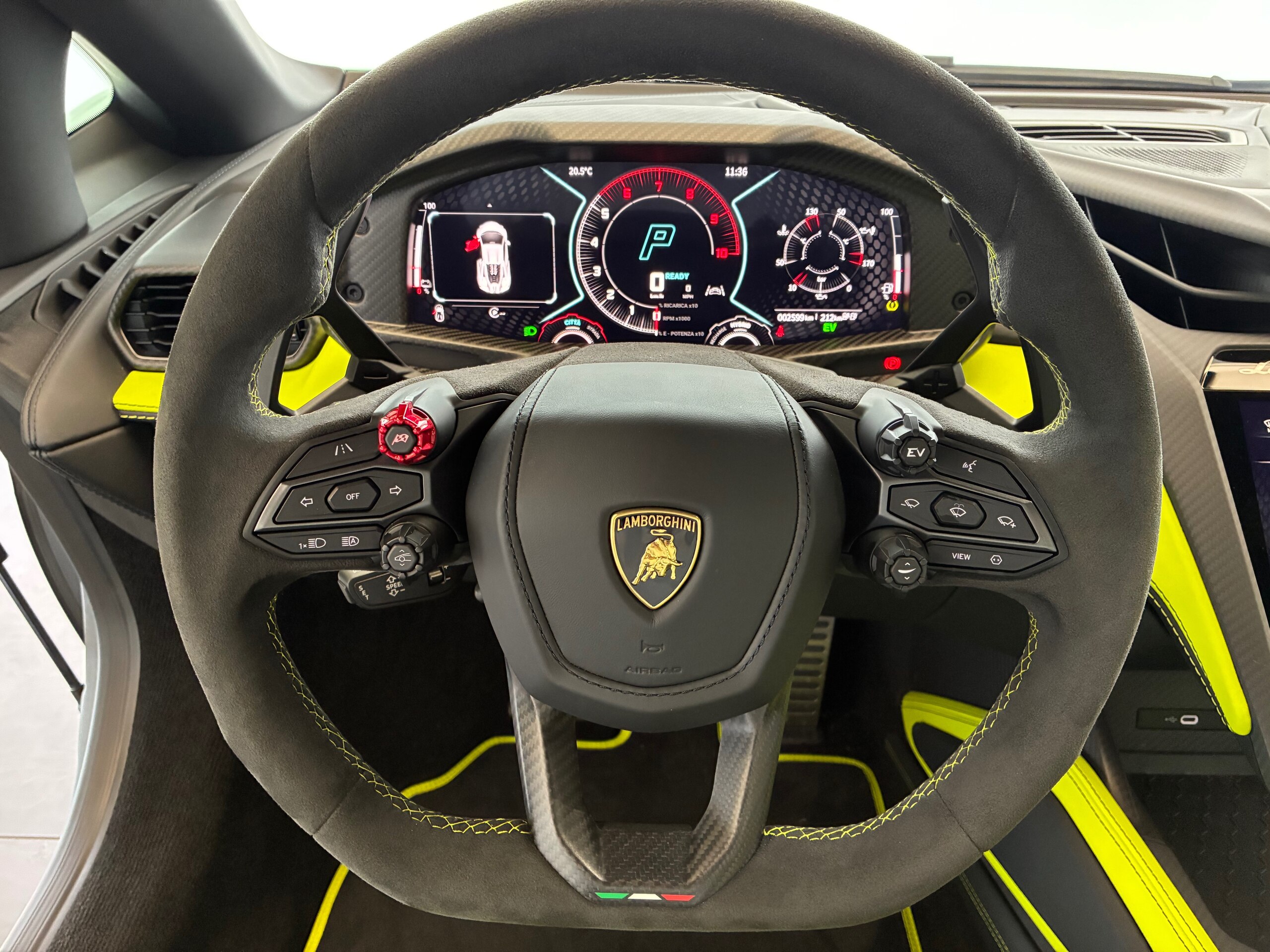 2025 Lamborghini Revuelto - ランボルギーニ レヴエルト 6.5 4WD Aerodynamic door fin in Carbon Matt Lower exterior carbon package - matt Rims Triguero Matt Titanium (20/21 forged) Titanium bolts