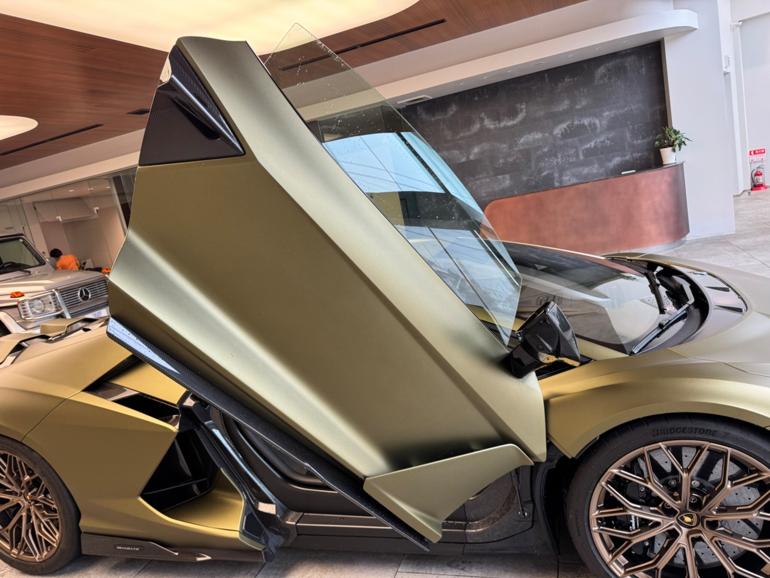 2024 Lamborghini Revuelto - 2024 لامبورغيني Revuelto