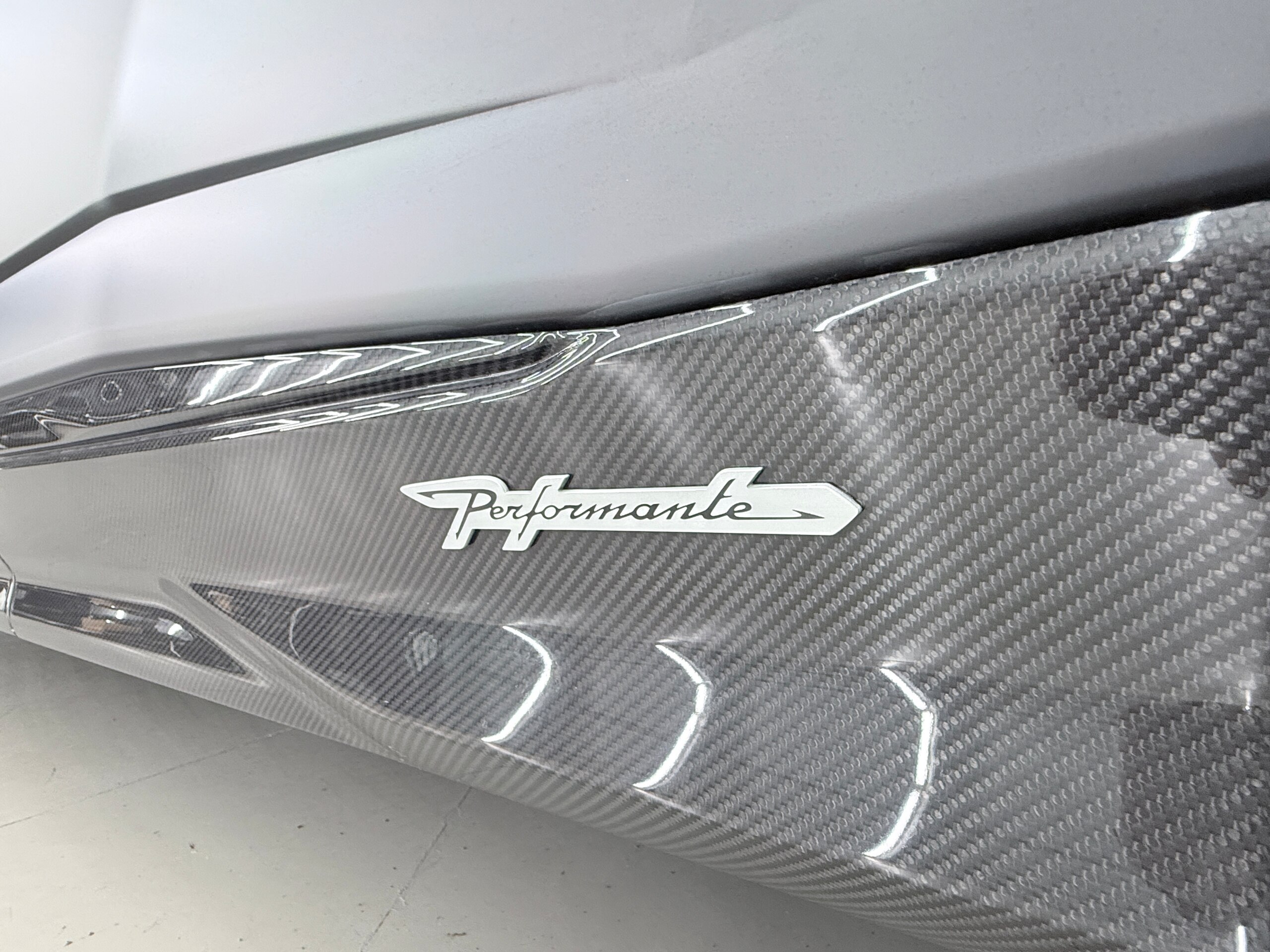 2023 Lamborghini Urus - 2023 لامبورغيني Urus
