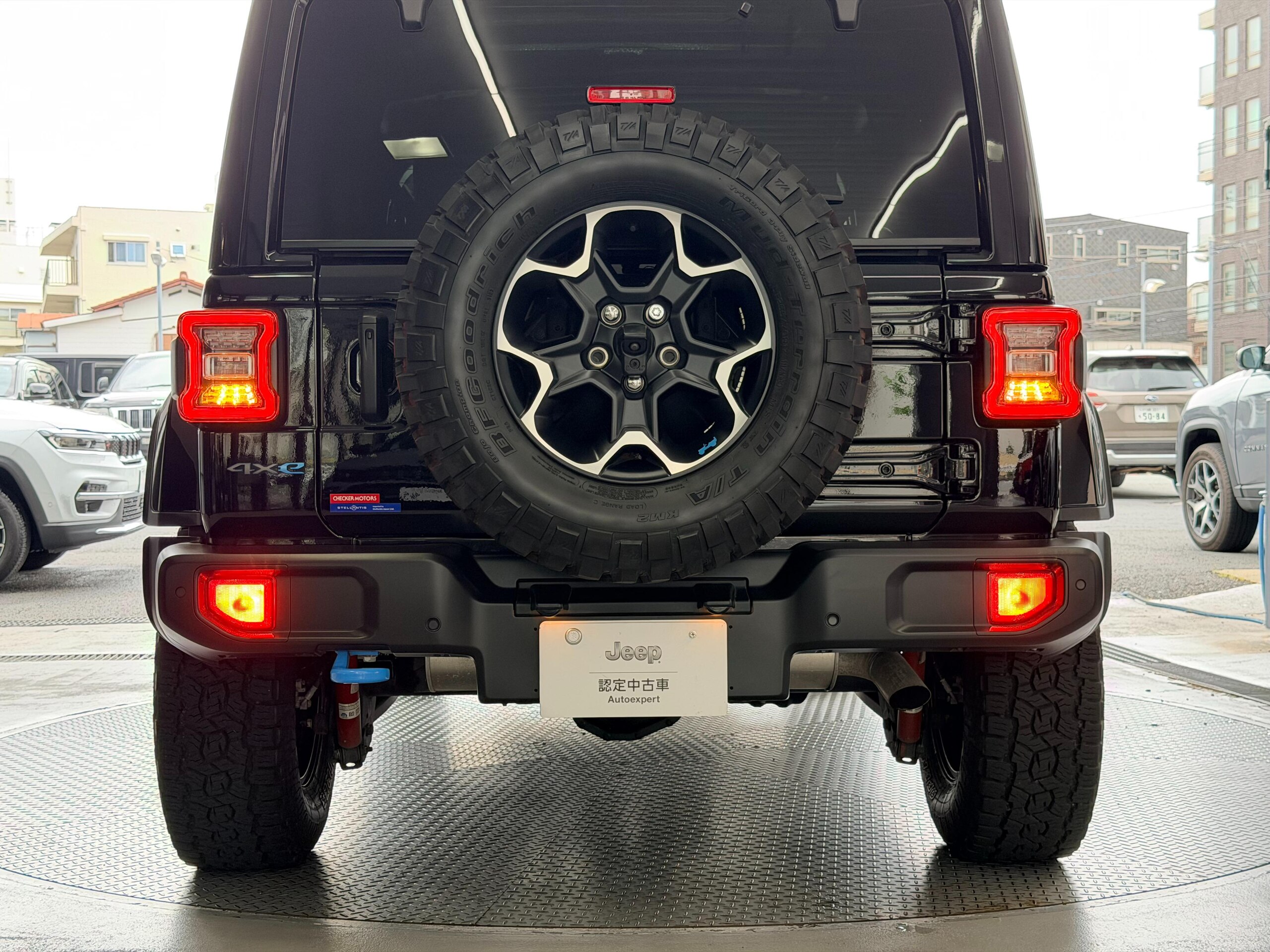 2023 Jeep Wrangler - ジープ ラングラー アンリミテッド ルビコン 4xe 4WD プラグインハイブリッド サイドステップ アップルカープレイ アンドロイドオート シートヒーター ステアリングヒーター アルパイン製オーディオ TV アダプティブクルーズコントロール