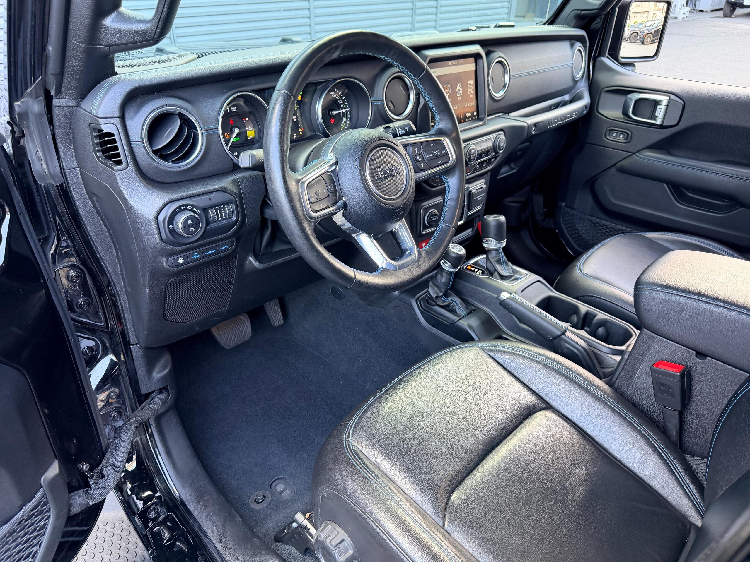 2023 Jeep Wrangler - ジープ ラングラー アンリミテッド ルビコン 4xe 4WD プラグインハイブリッド サイドステップ アップルカープレイ アンドロイドオート シートヒーター ステアリングヒーター アルパイン製オーディオ TV アダプティブクルーズコントロール
