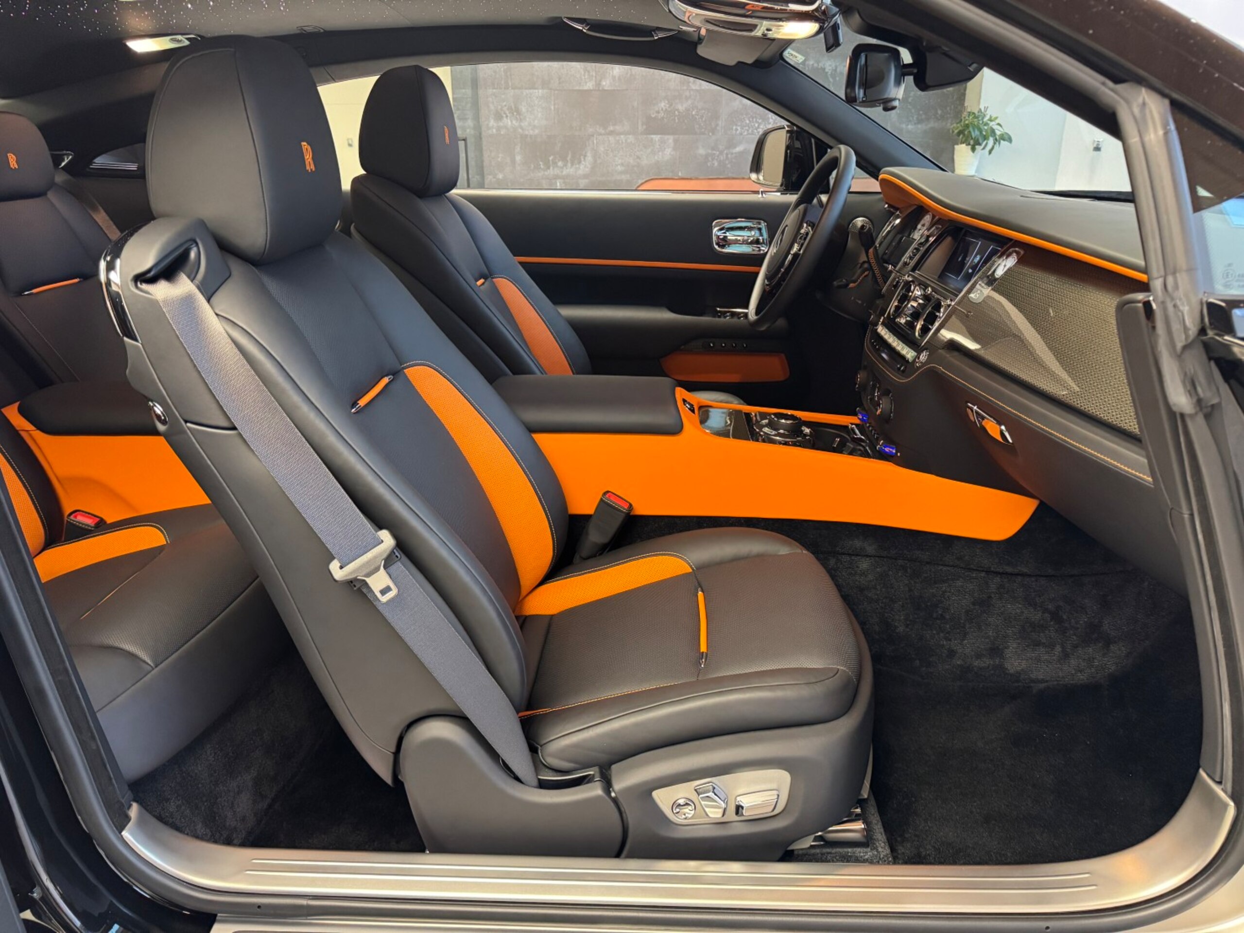 2022 Rolls-Royce Black Badge Wraith - 2022 رولز رويس Black Badge Wraith