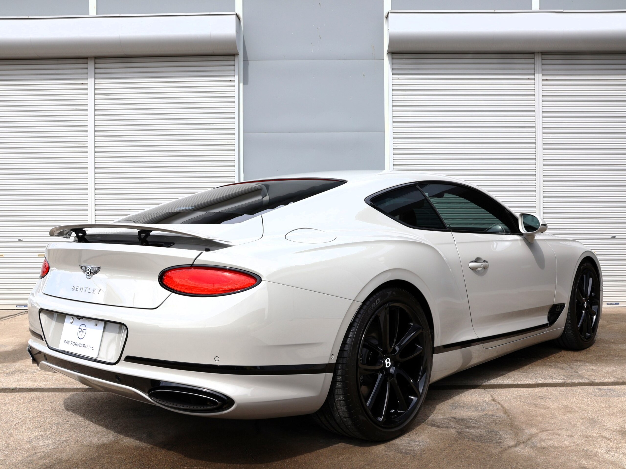 2021 Bentley ContinentalGT - ベントレー コンチネンタルGT 6.0 4WD 特注カラー:LunarGrey・マリナードライビングスペック・ブラックライン・フロントシートコンフォートスペック・ロワリング・社外ドライブレコーダー